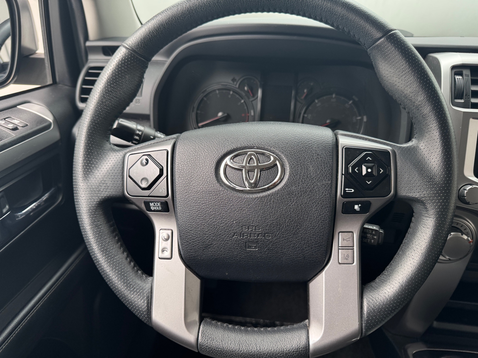 Thumbnail: 2020 Toyota 4Runner - 5