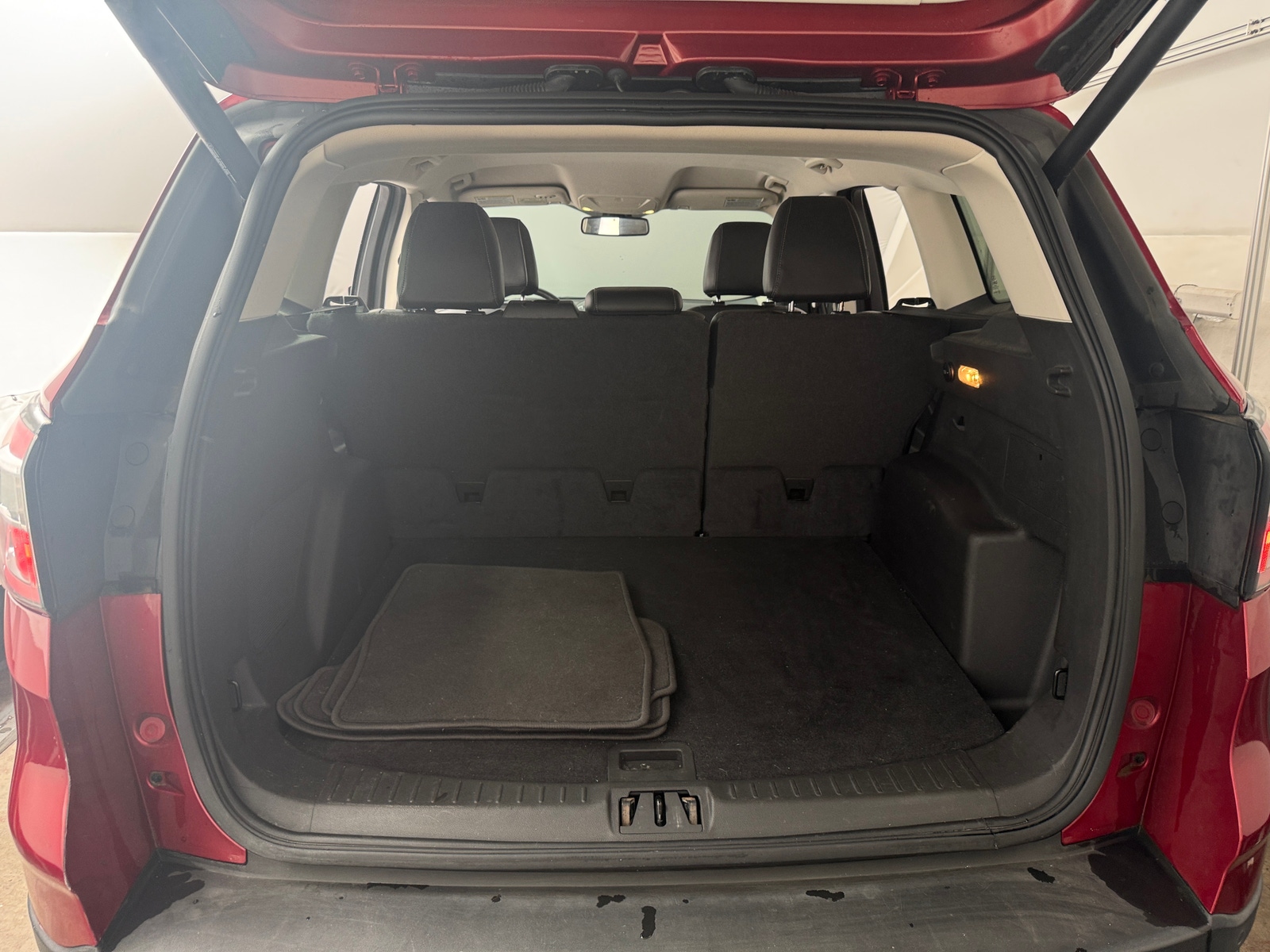 Thumbnail: 2017 Ford Escape - 6