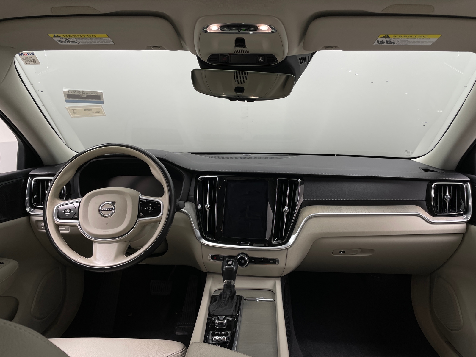 Thumbnail: 2019 Volvo S60 - 2