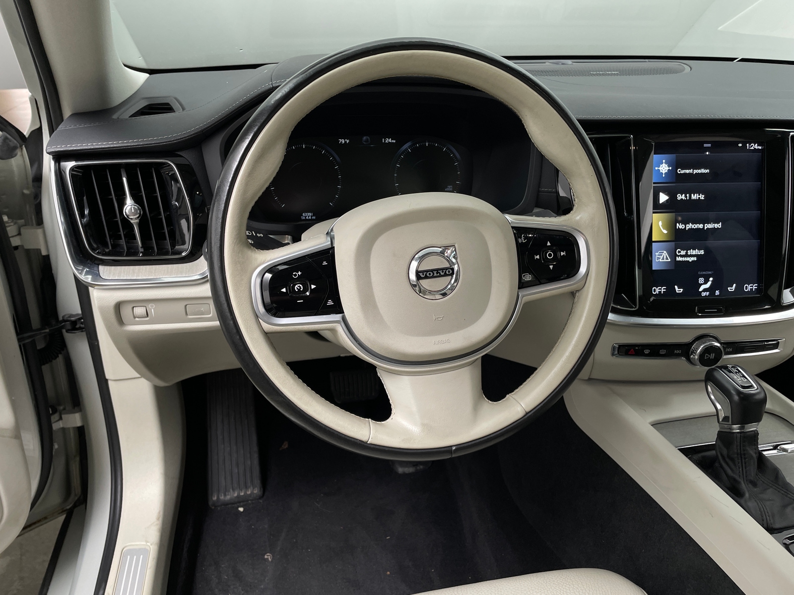 Thumbnail: 2019 Volvo S60 - 4