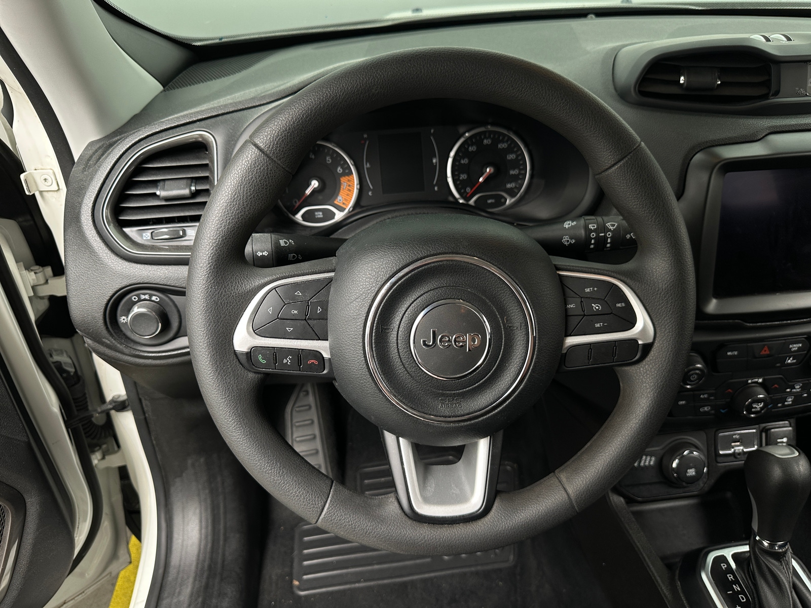 Thumbnail: 2023 Jeep Renegade - 5