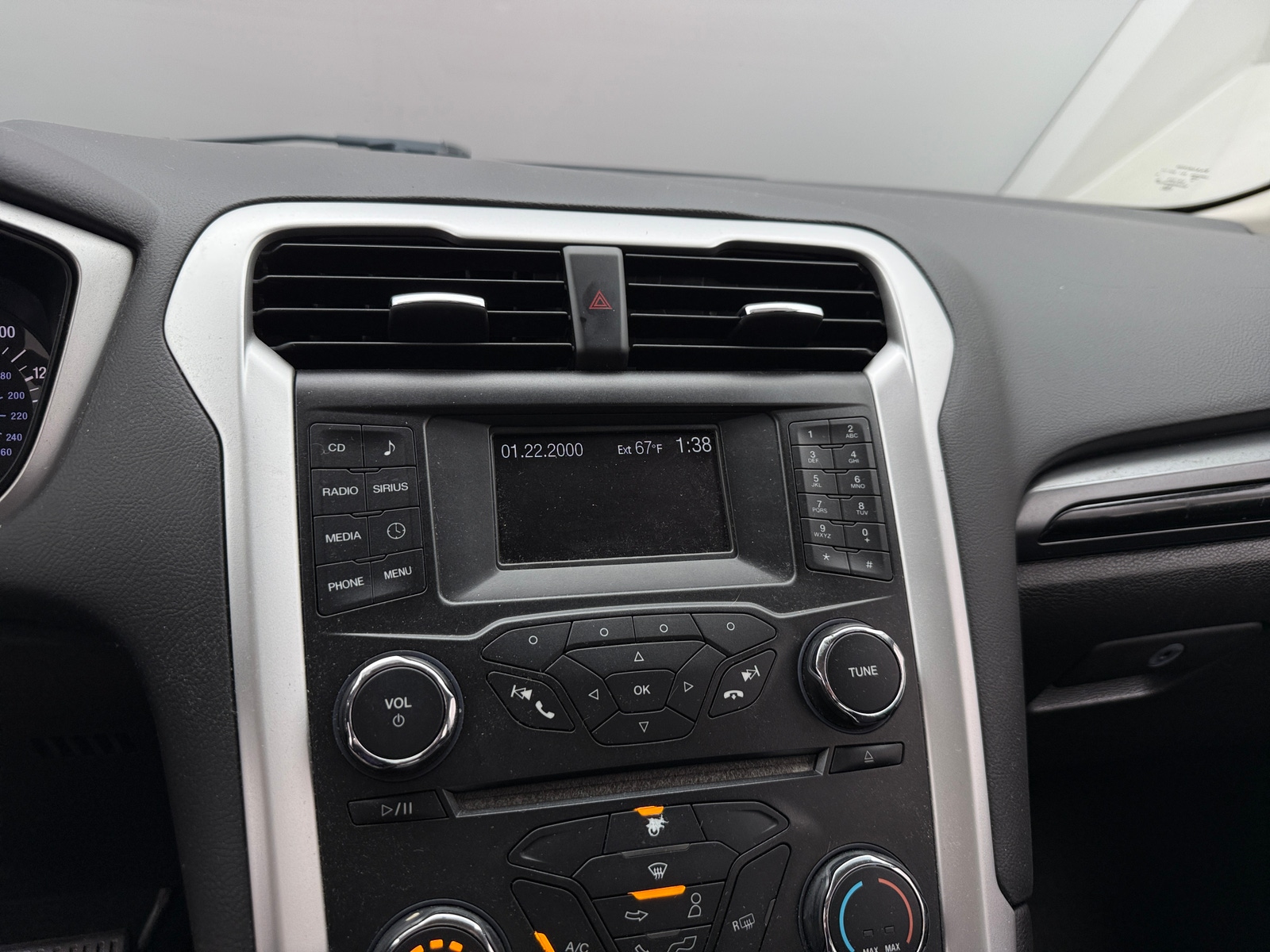 Thumbnail: 2014 Ford Fusion - 4
