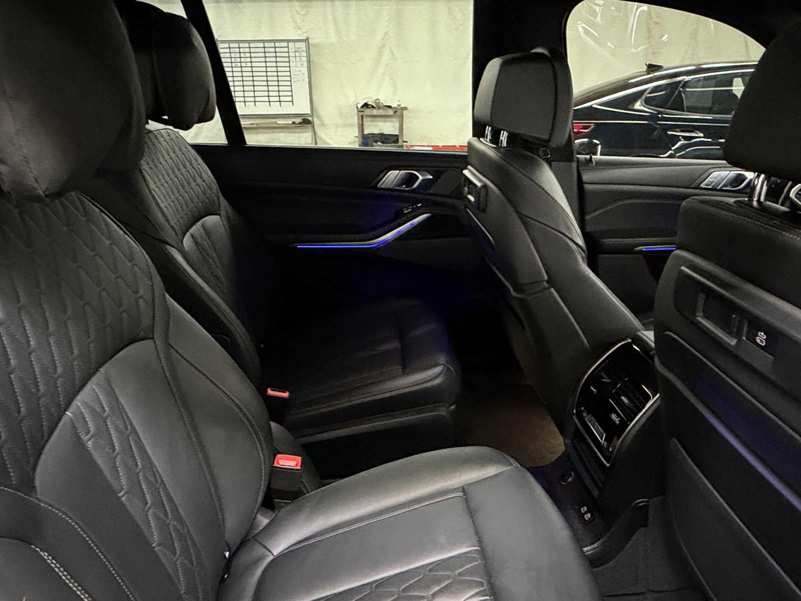 Thumbnail: 2021 BMW X7 - 5