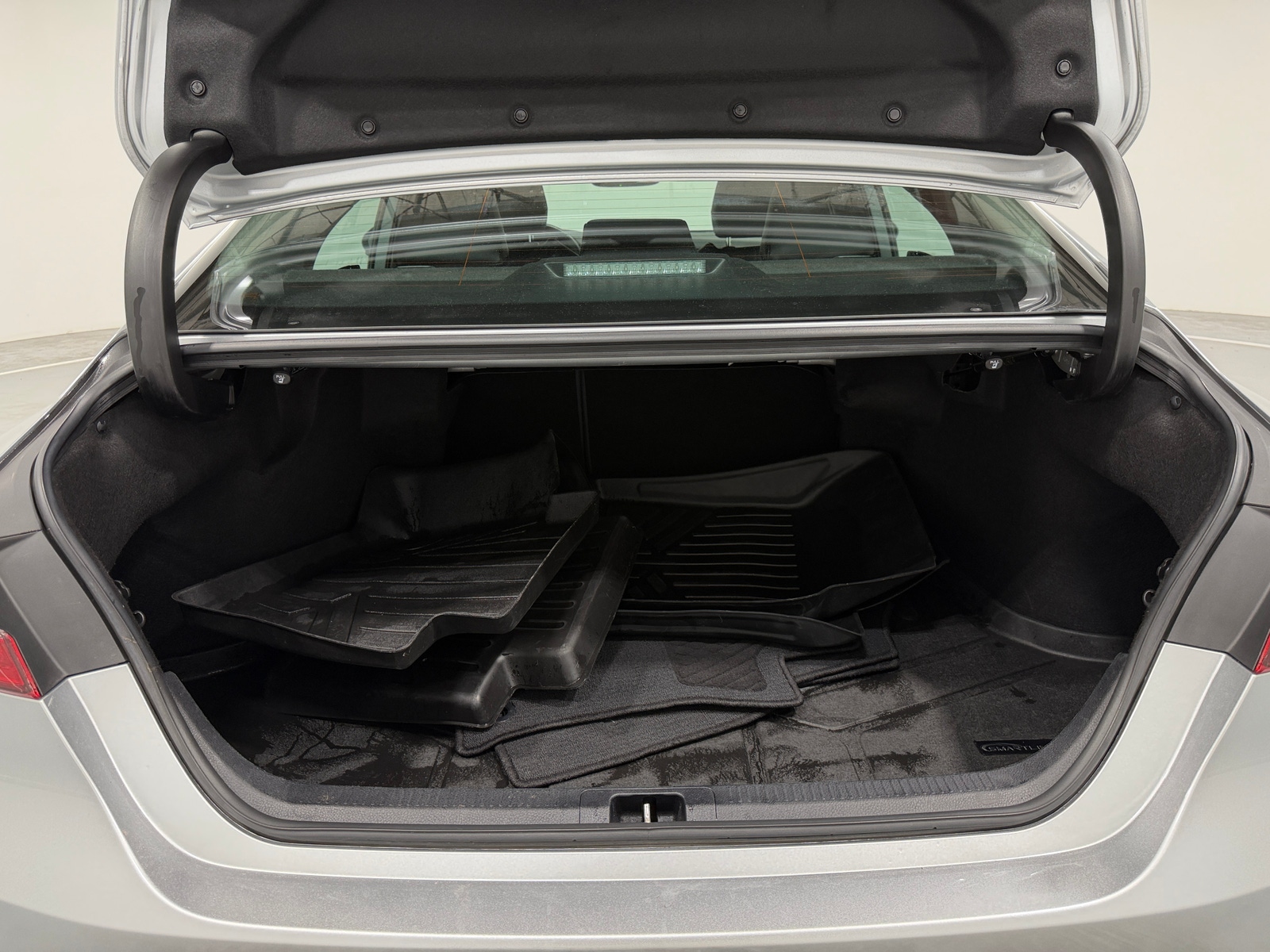 Thumbnail: 2020 Toyota Camry - 6