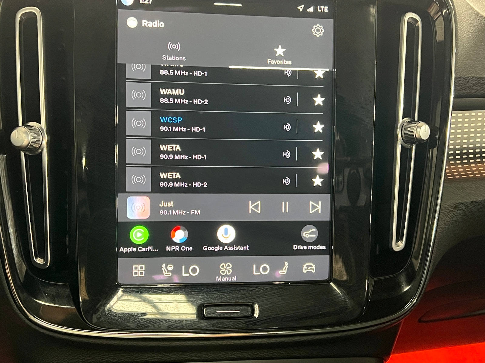 Thumbnail: 2021 Volvo XC40 - 4