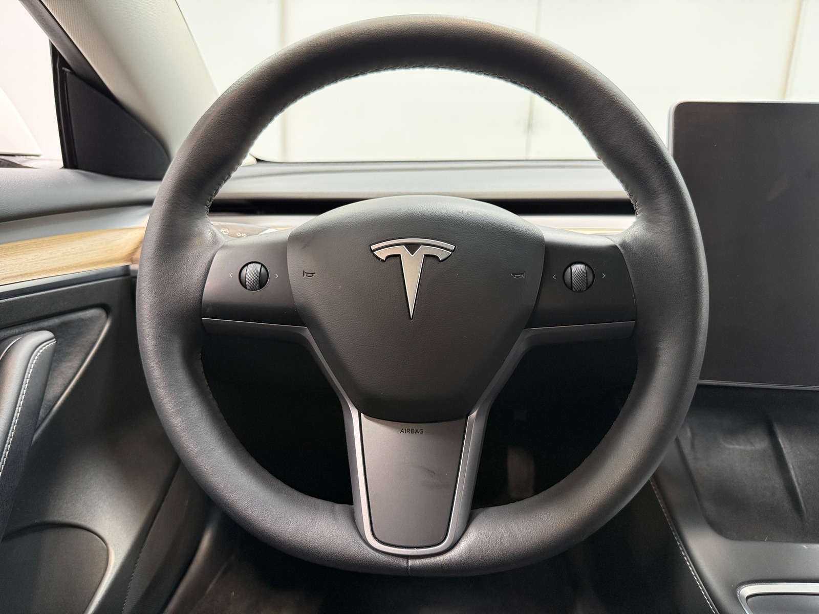 Thumbnail: 2023 Tesla Model 3 - 4