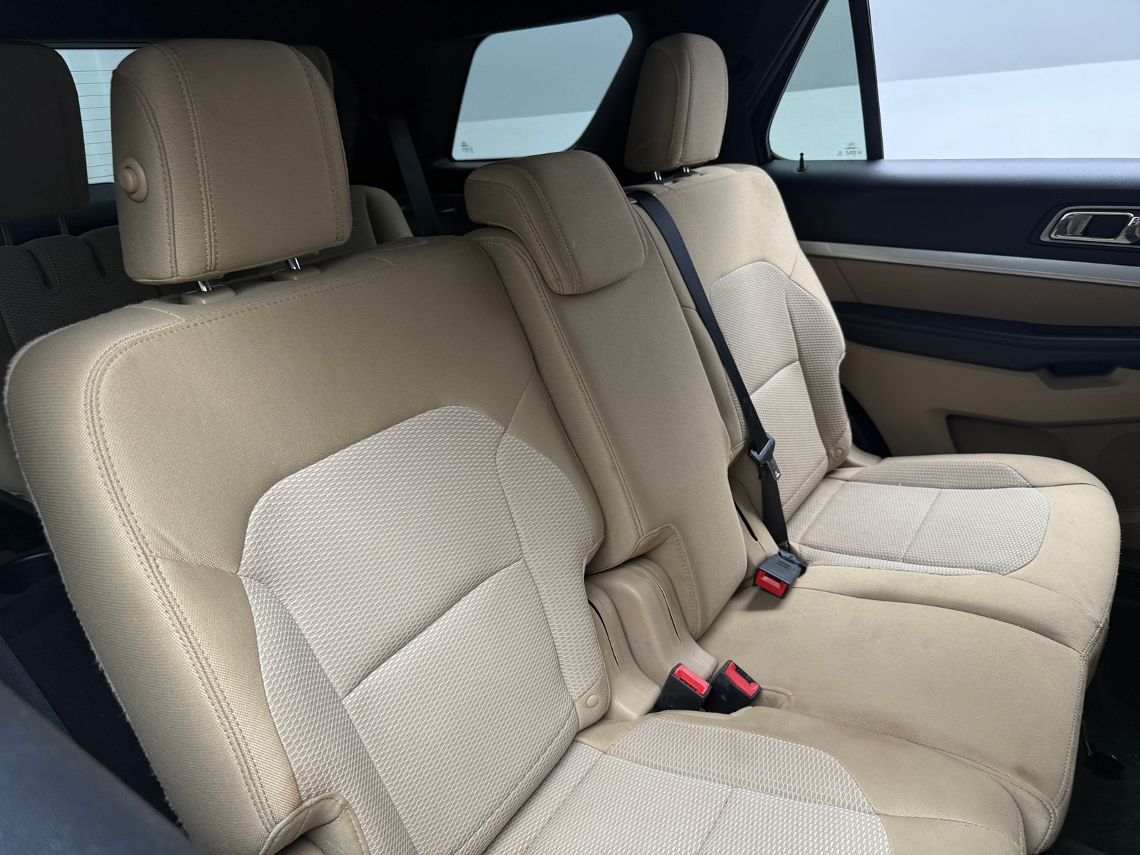 Thumbnail: 2016 Ford Explorer - 6