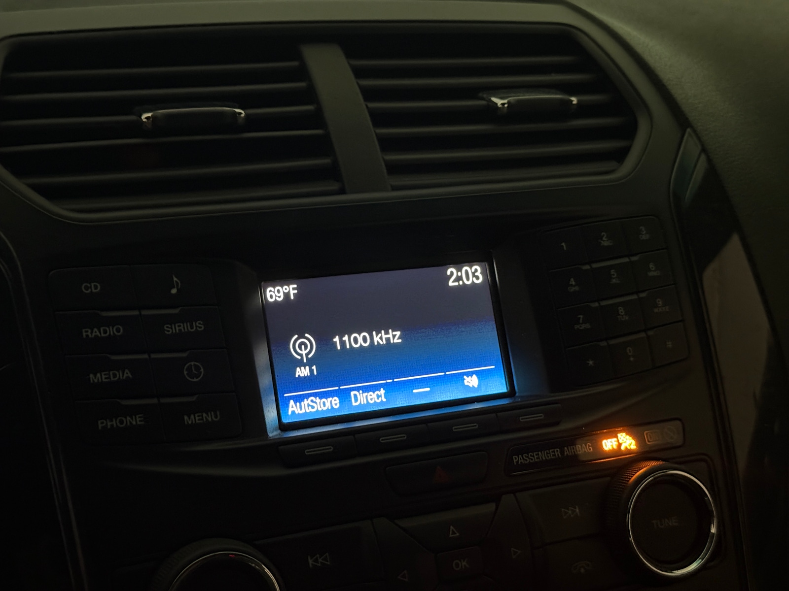 Thumbnail: 2016 Ford Explorer - 4