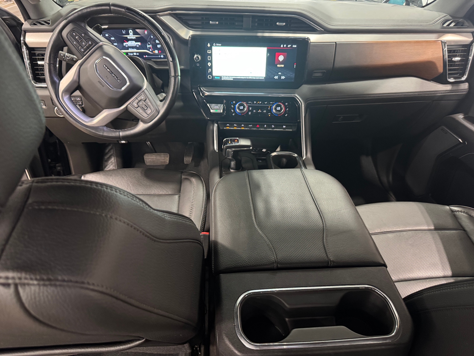 Thumbnail: 2023 GMC Sierra 1500 - 2