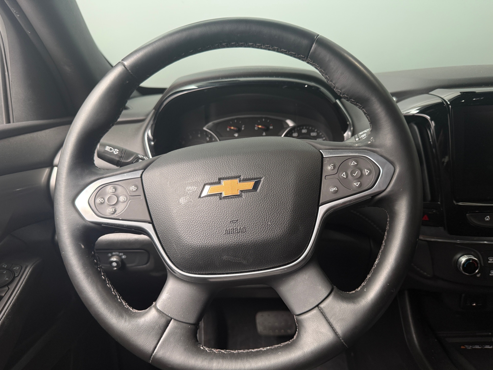 Thumbnail: 2023 Chevrolet Traverse - 5