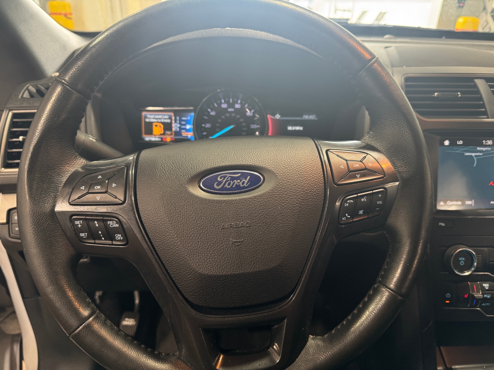 Thumbnail: 2019 Ford Explorer - 4