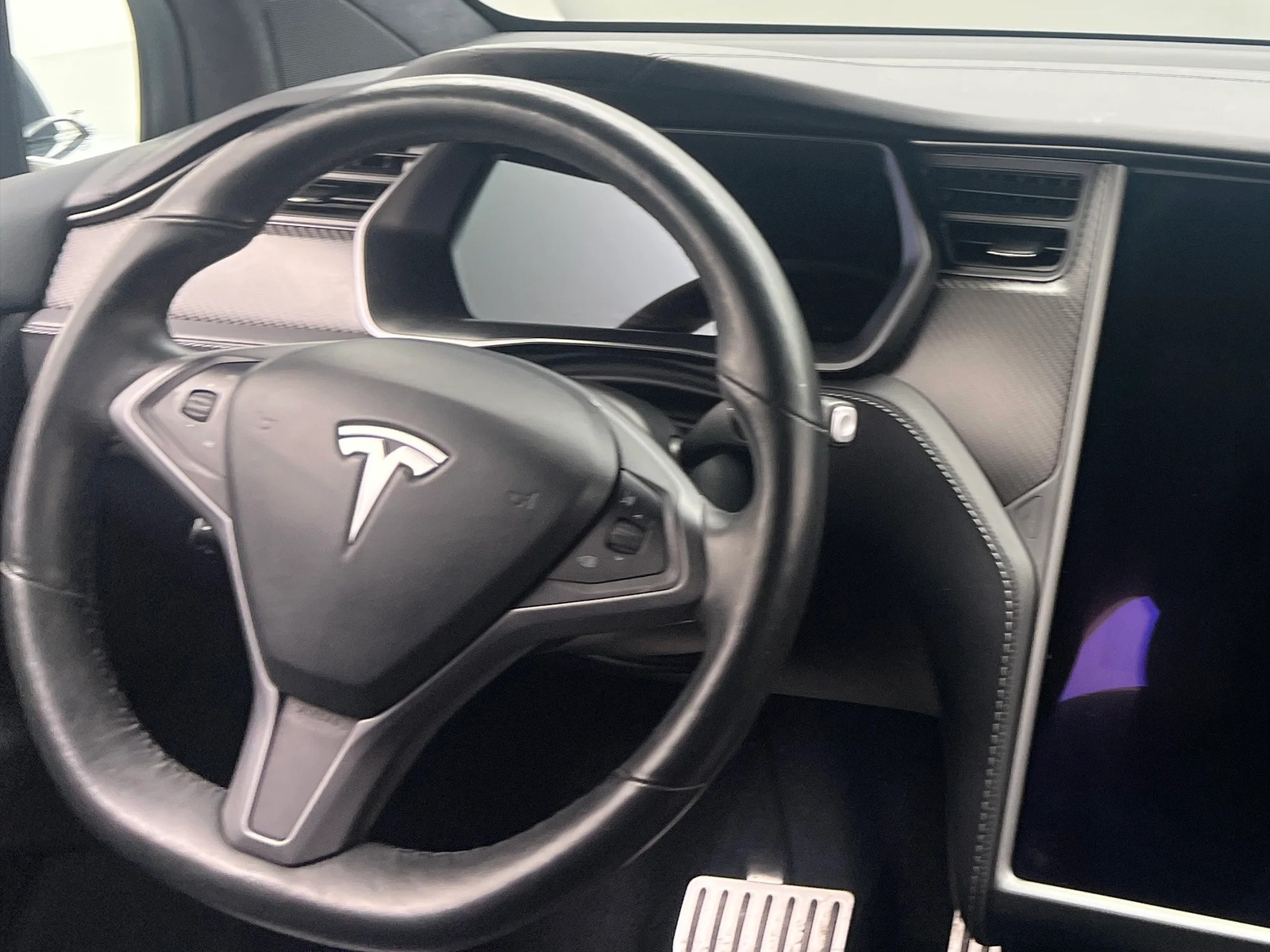 Thumbnail: 2020 Tesla Model X - 4