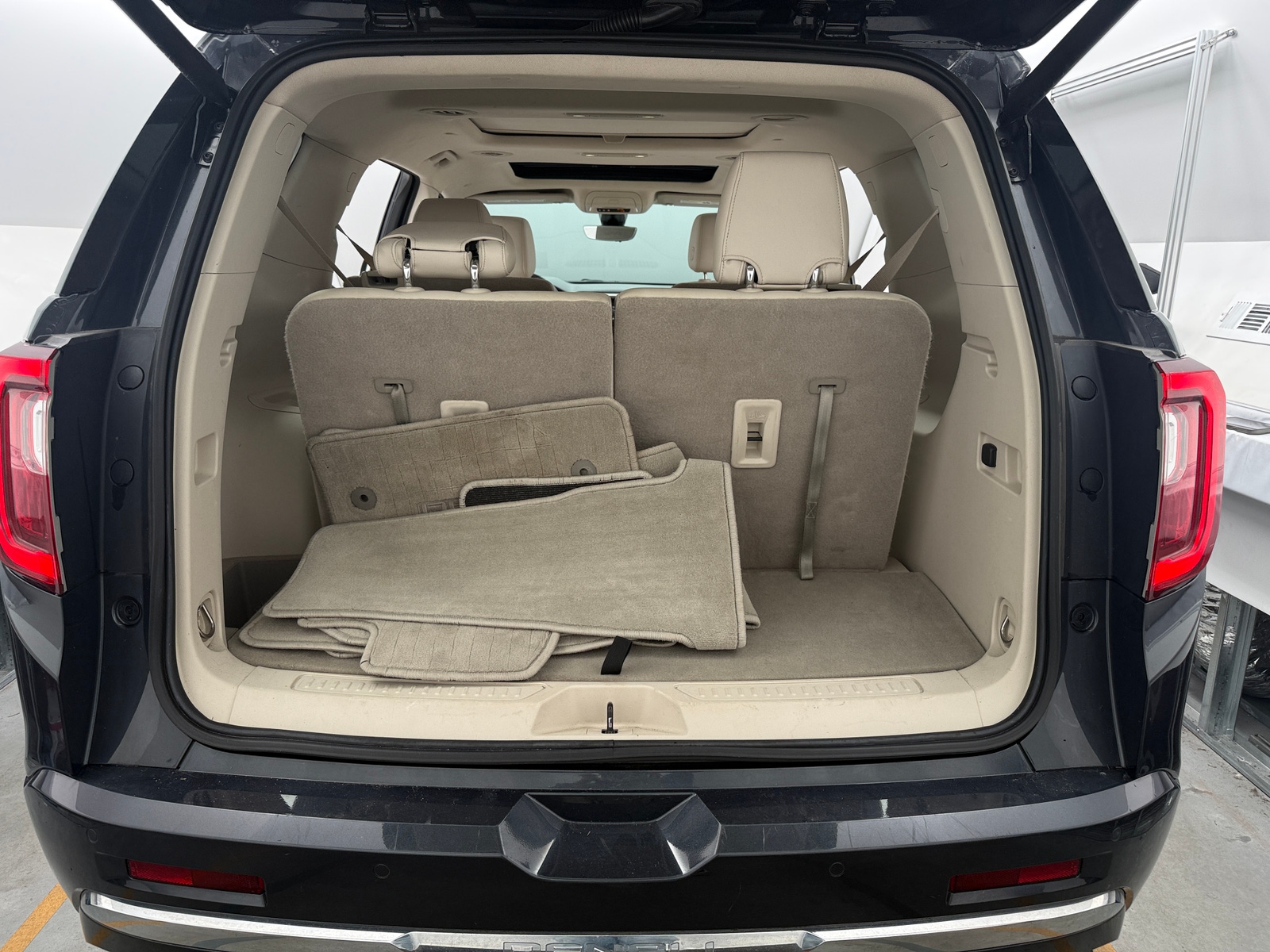 Thumbnail: 2021 GMC Acadia - 6