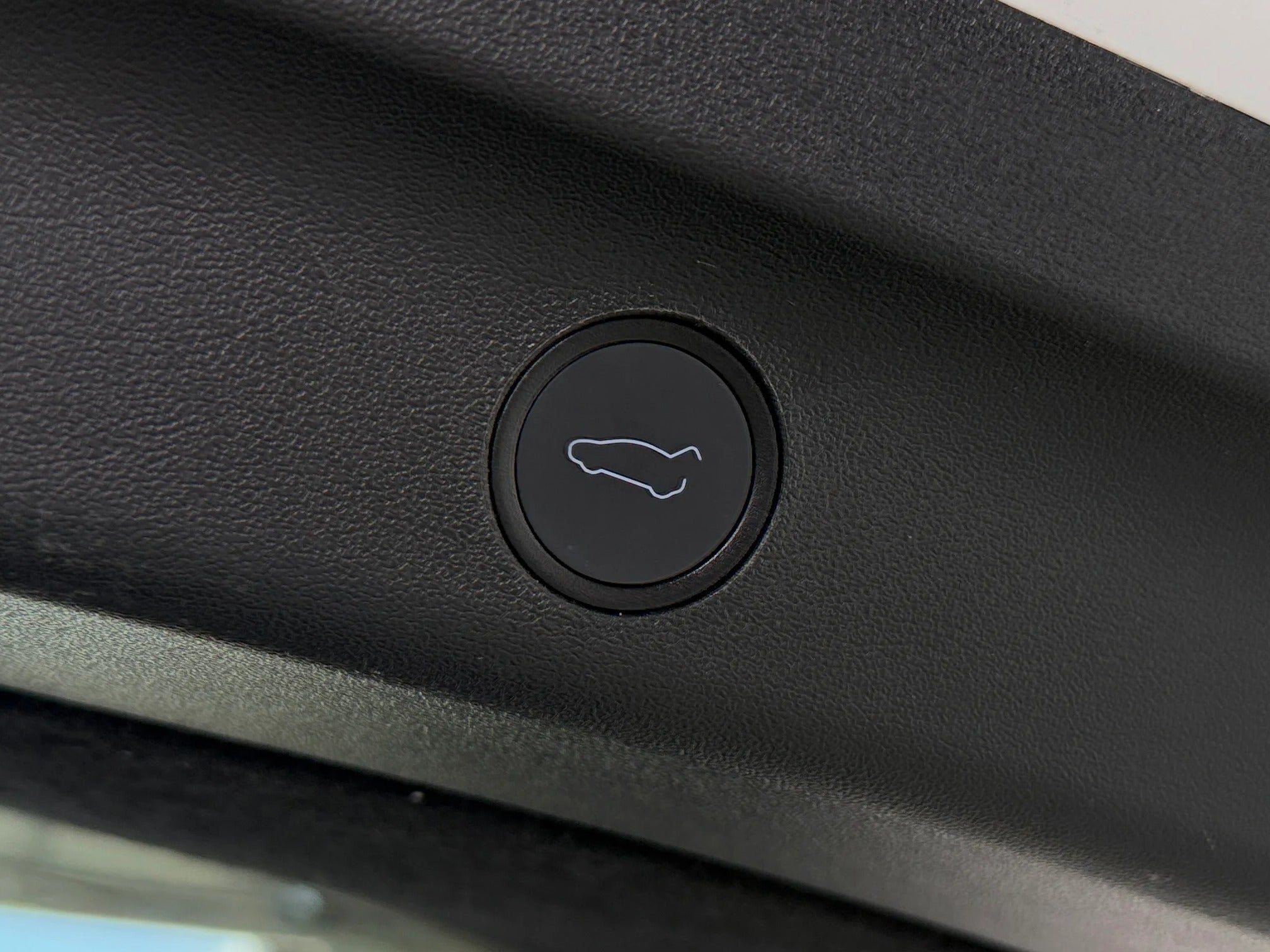 Used 2022 Tesla Model Y Long Range with VIN 7SAYGDEE6NF395422 for sale in Auburn, WA