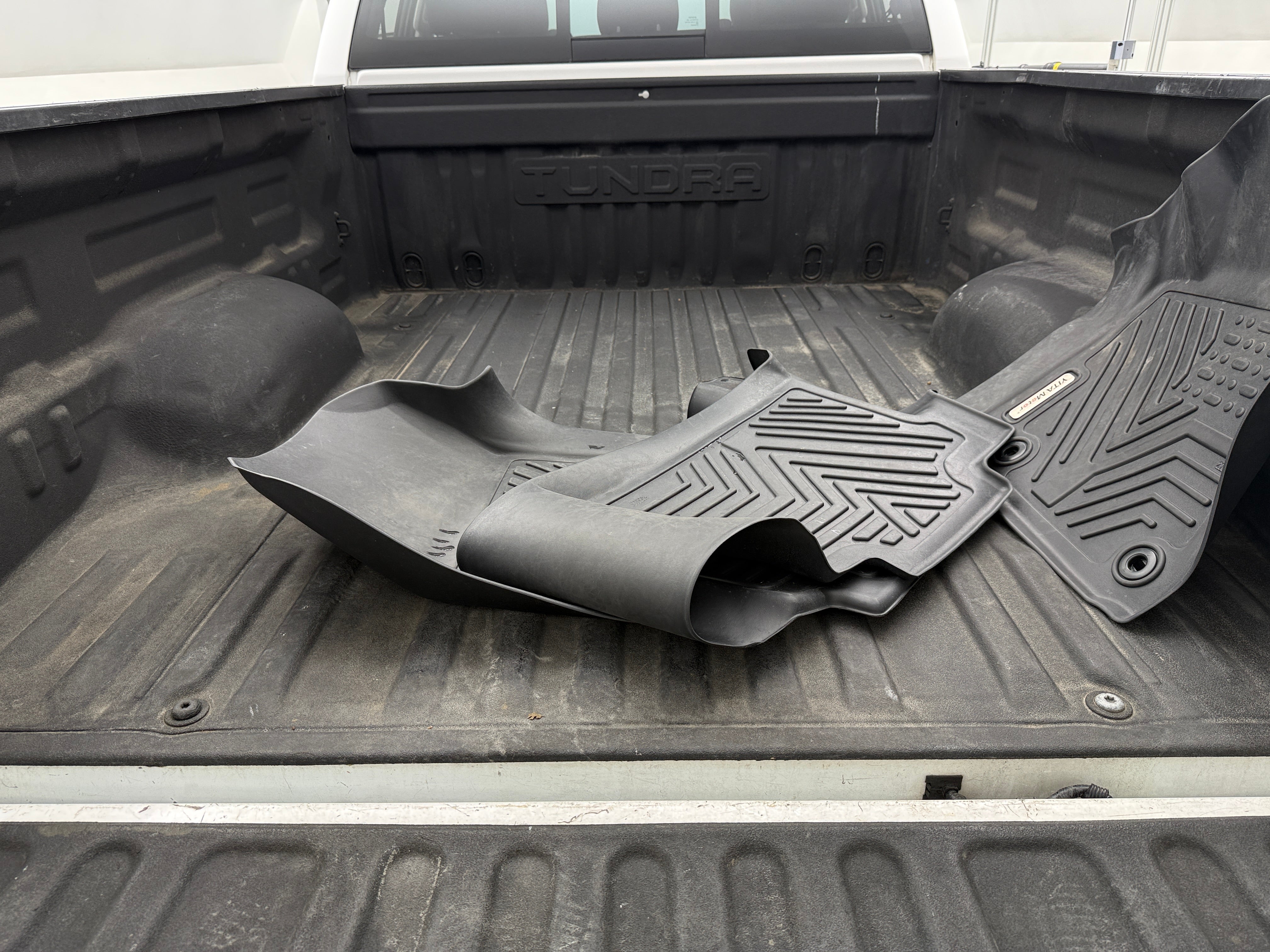 2018 Toyota Tundra SR5 - Photo 9
