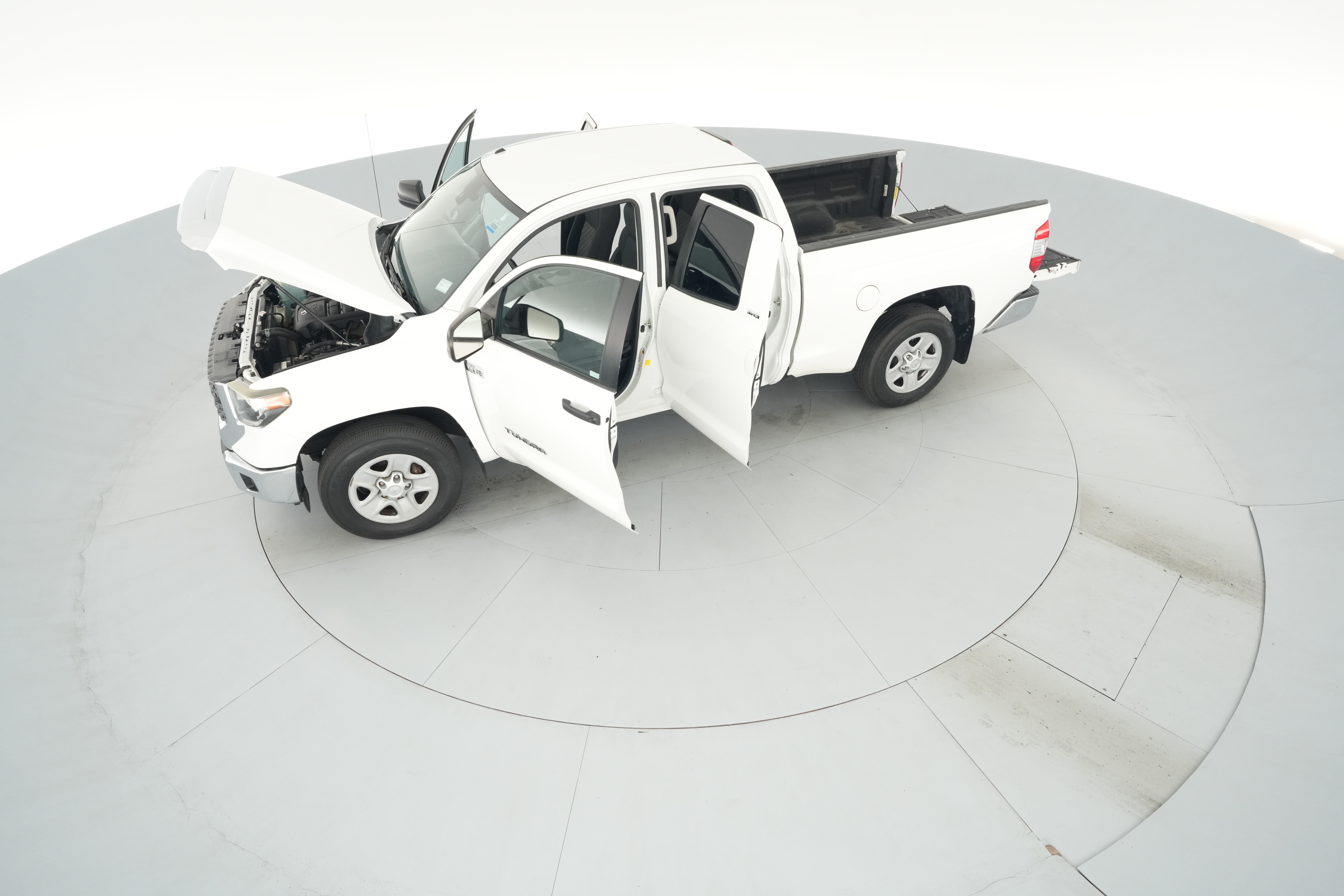 2018 Toyota Tundra SR5 - Photo 39