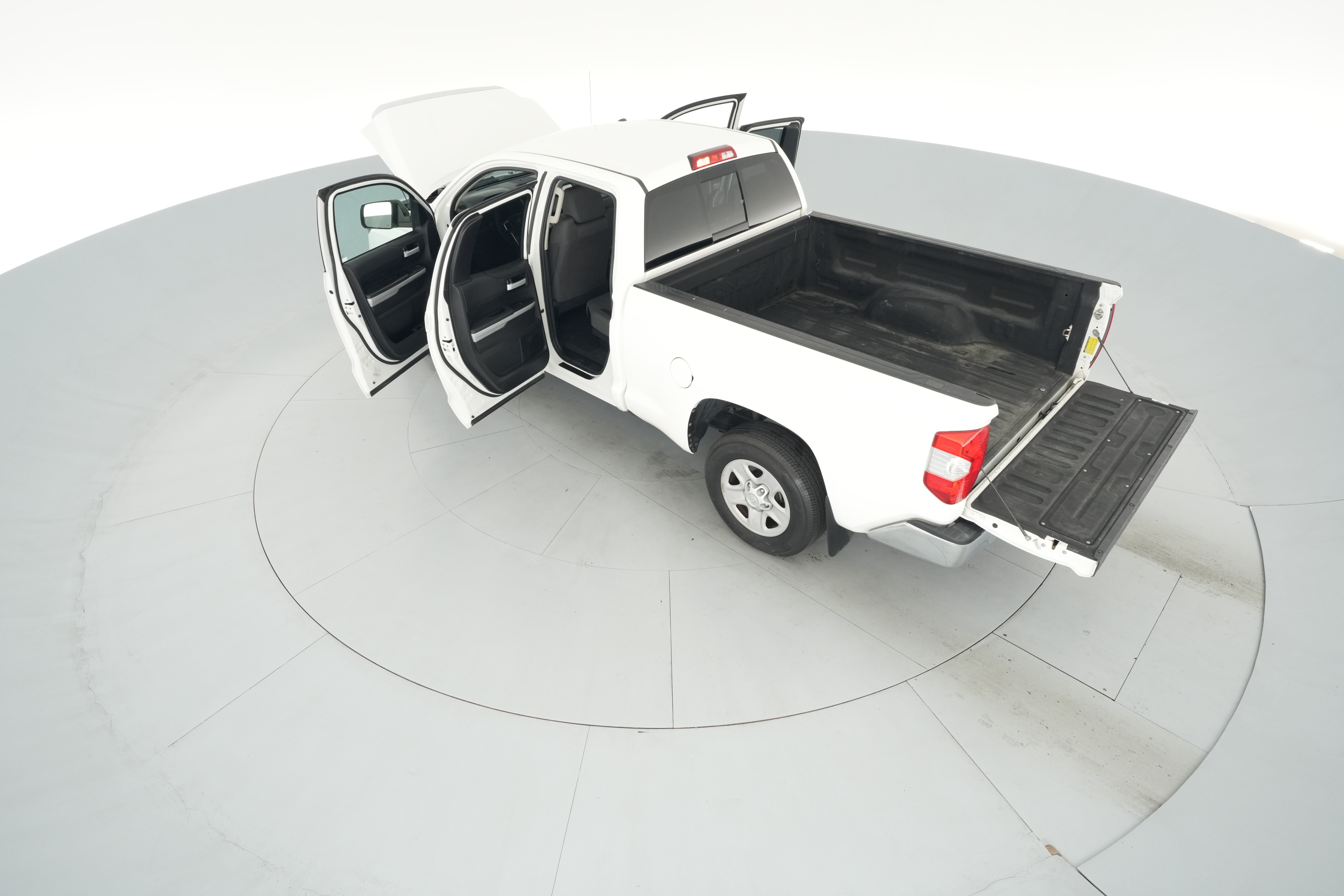 2018 Toyota Tundra SR5 - Photo 42