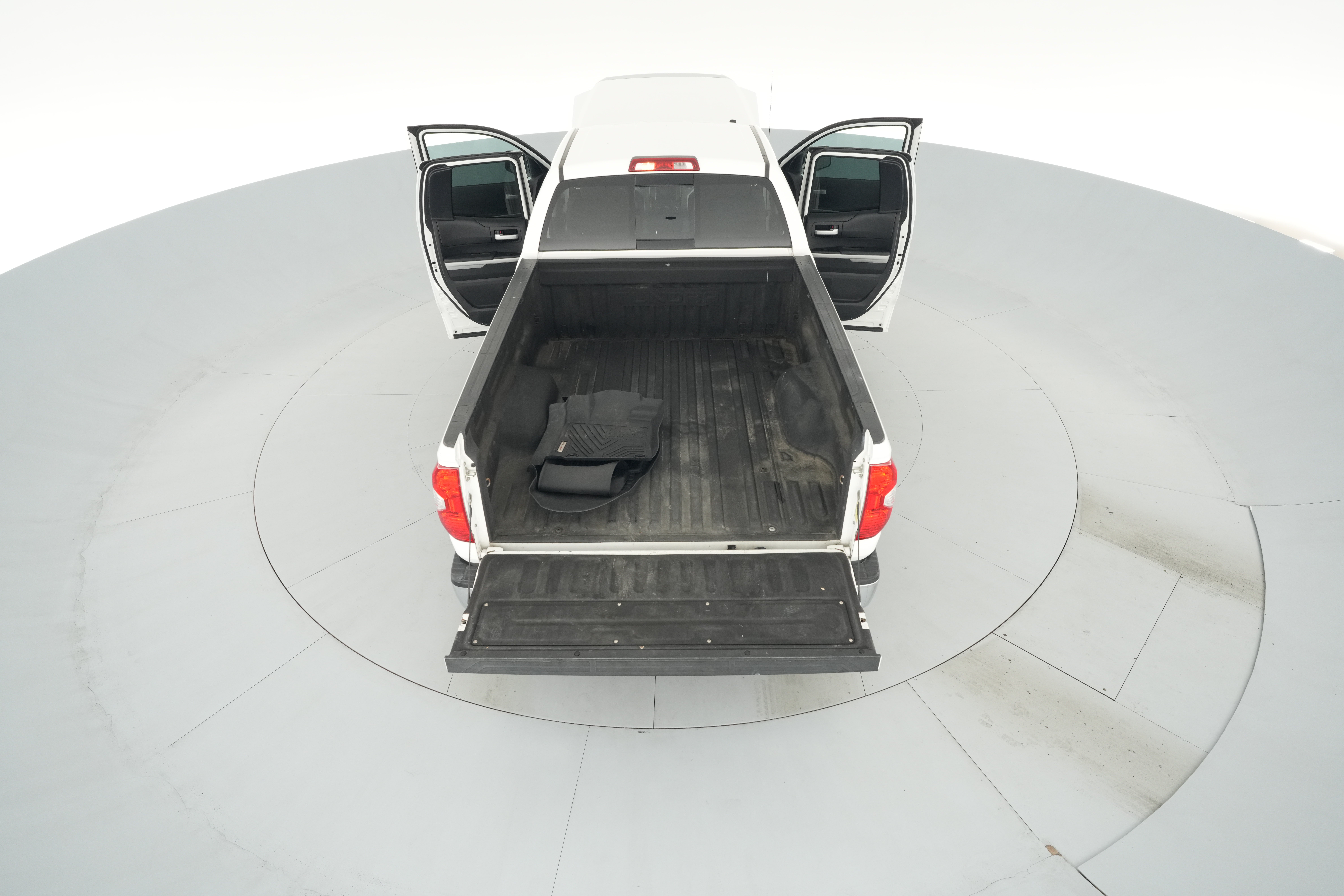 2018 Toyota Tundra SR5 - Photo 44