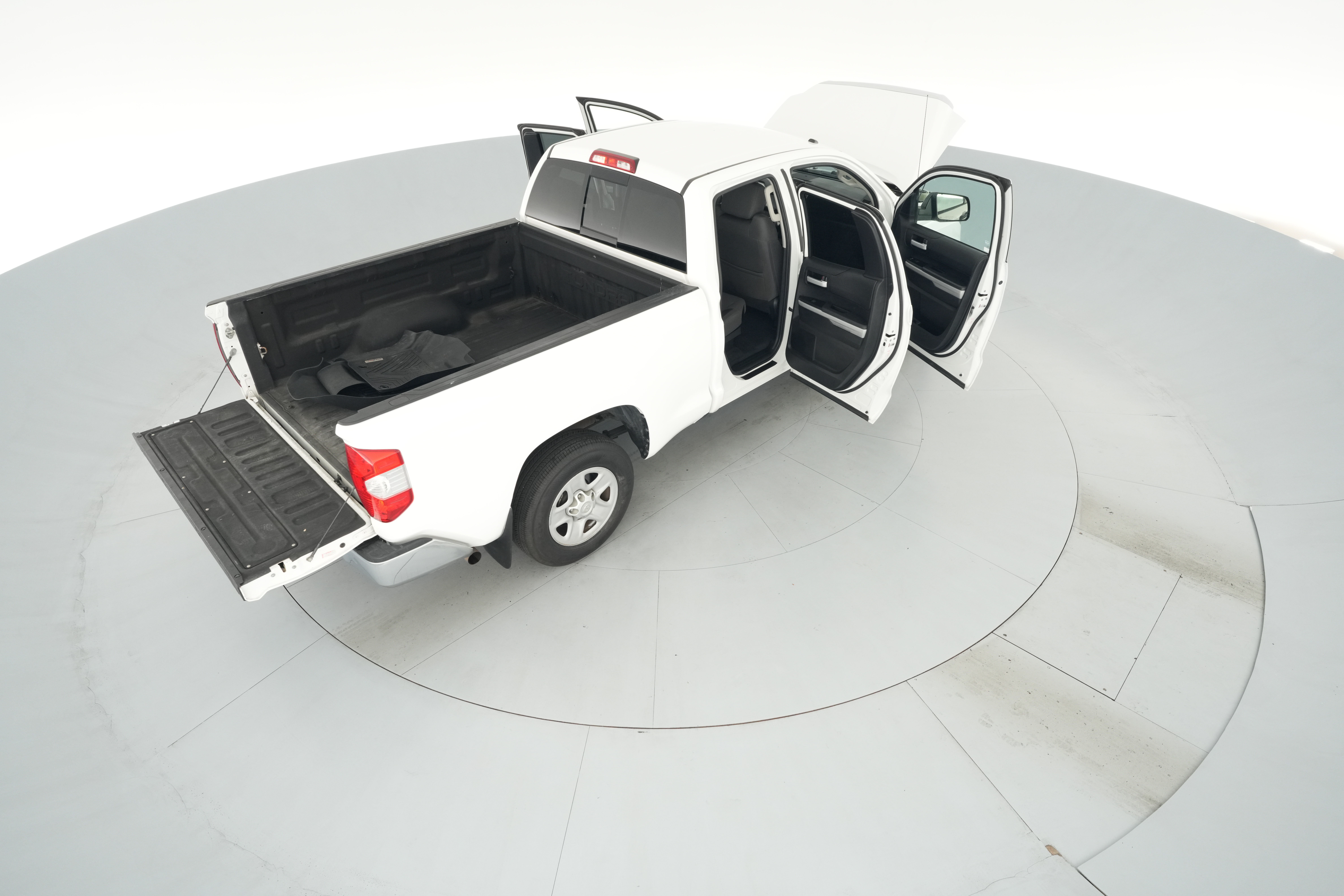 2018 Toyota Tundra SR5 - Photo 46