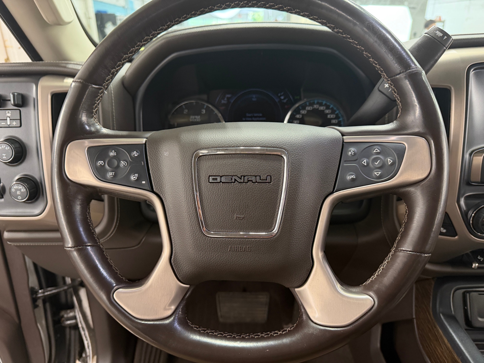 Thumbnail: 2019 GMC Sierra 2500 - 4