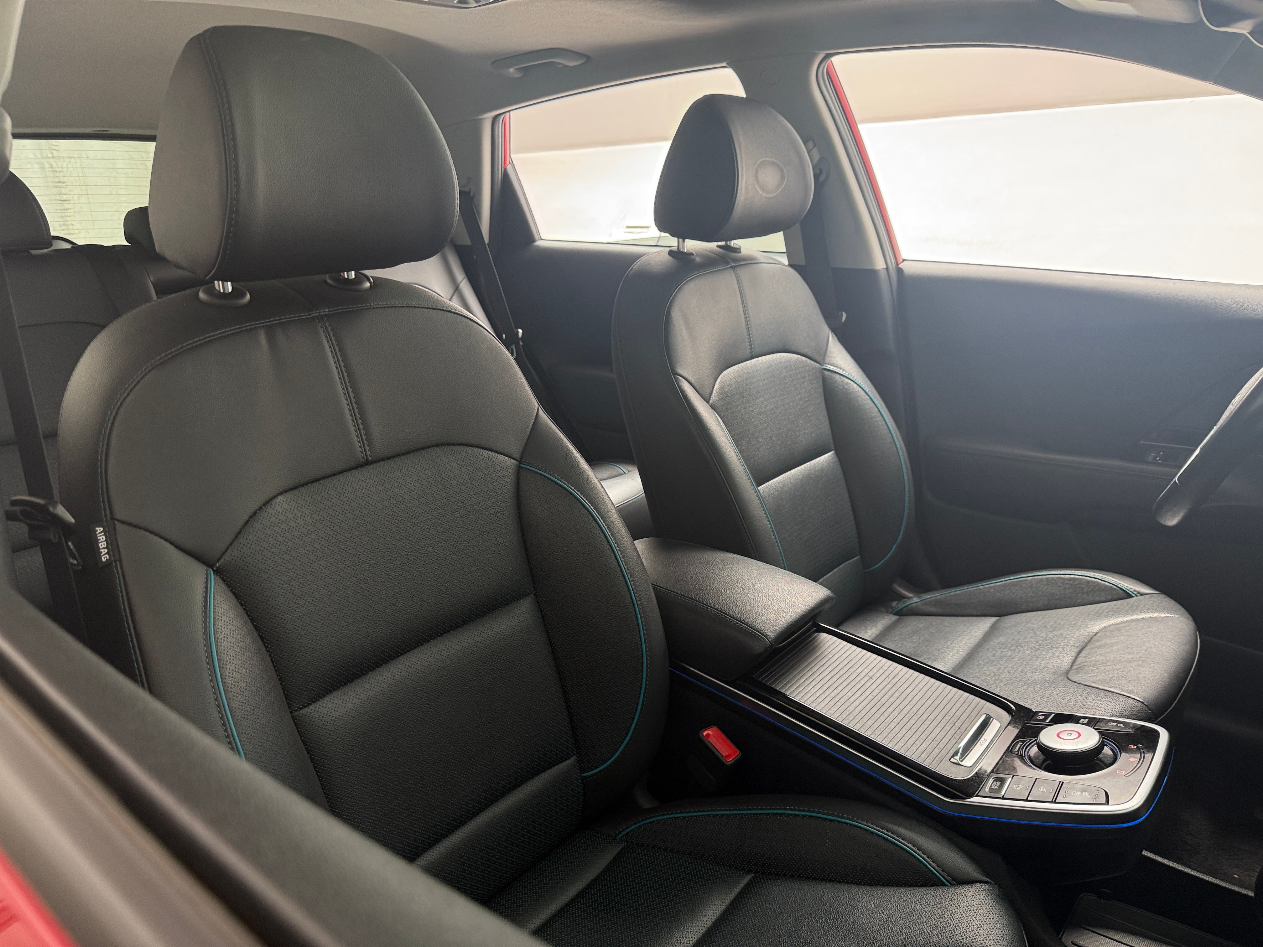 Used 2022 Kia Niro EX Premium with VIN KNDCE3LG5N5141889 for sale in Oak Creek, WI