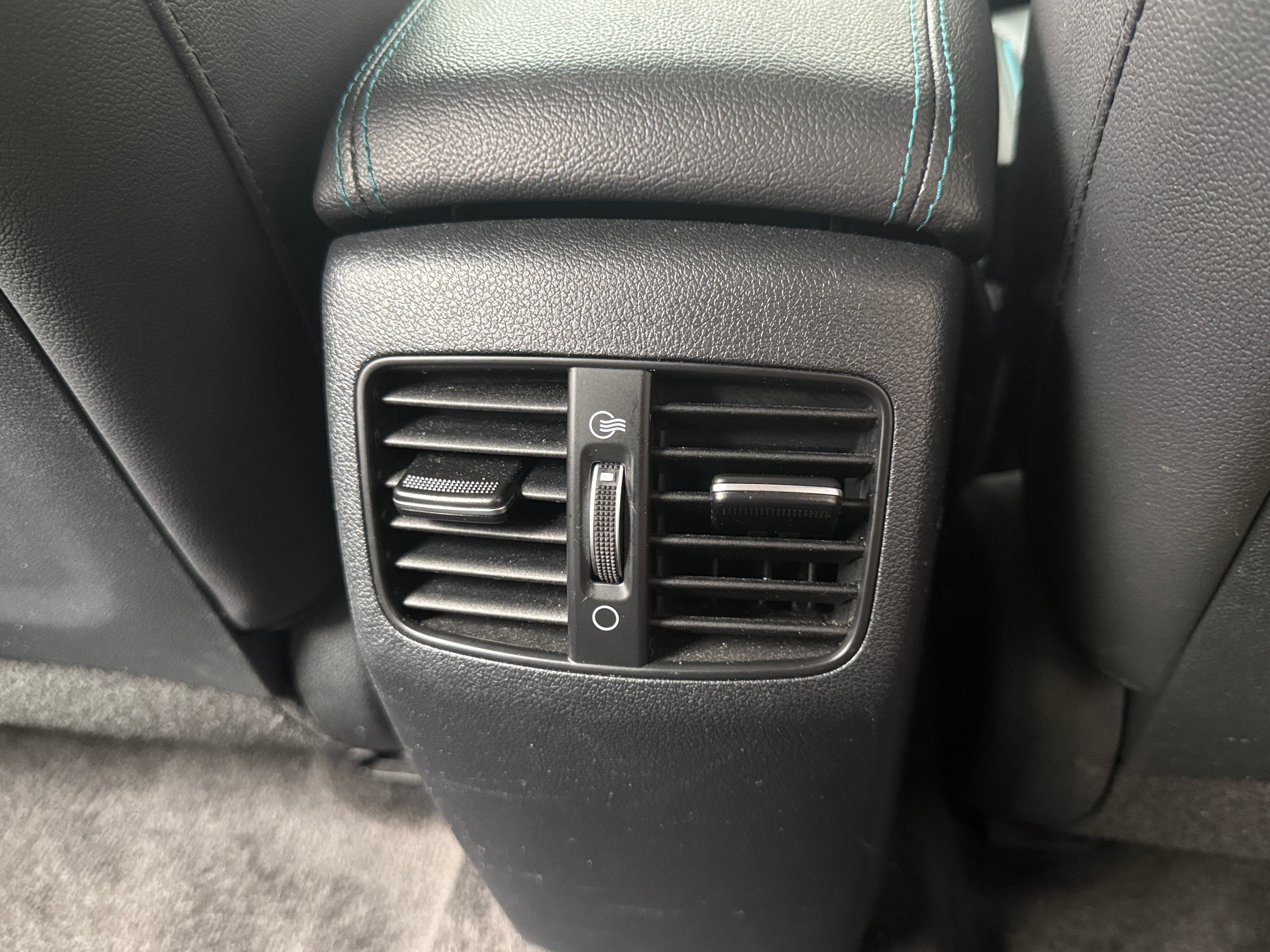 Used 2022 Kia Niro EX Premium with VIN KNDCE3LG5N5141889 for sale in Auburn, WA