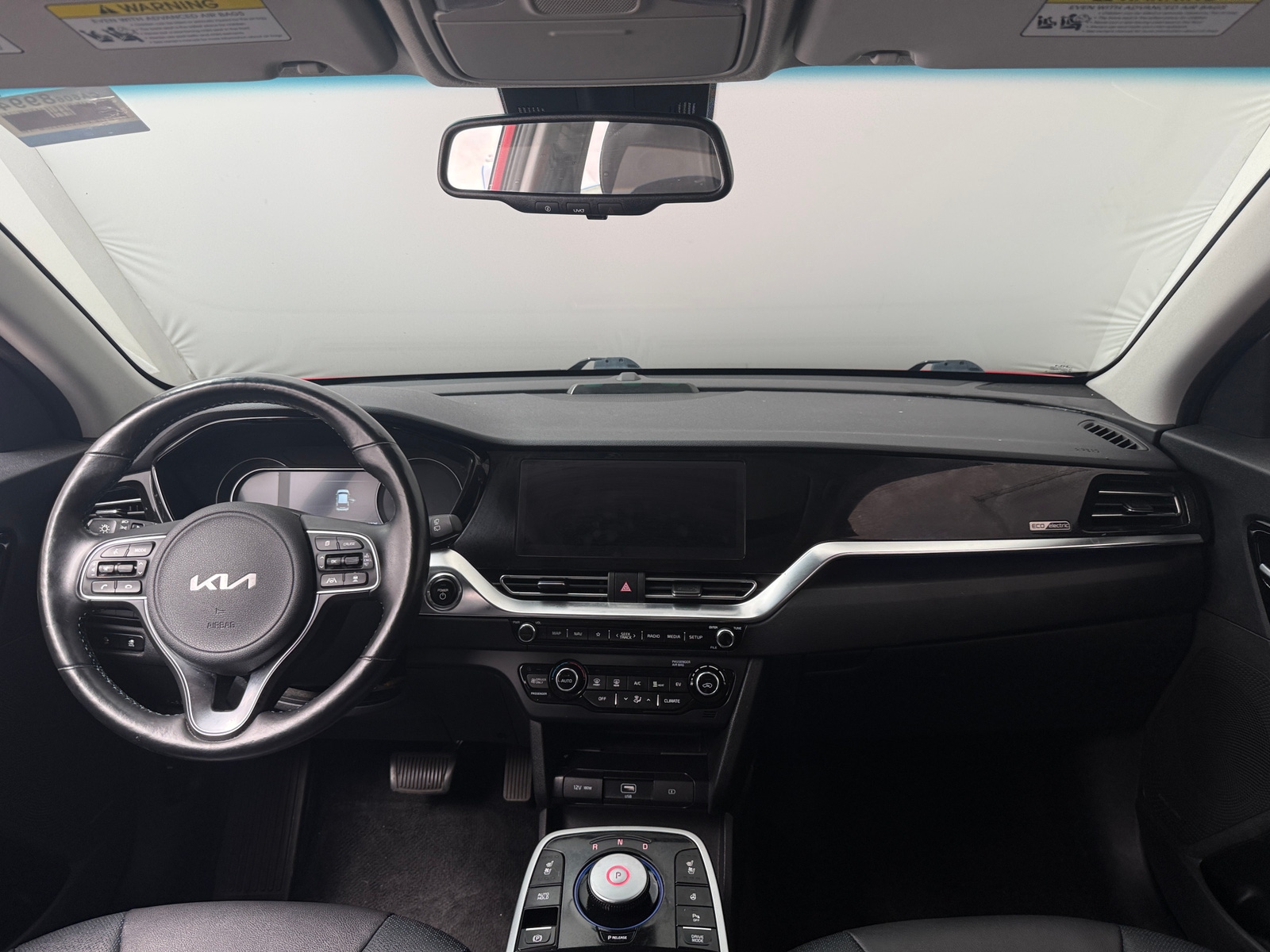Thumbnail: 2022 Kia Niro - 2