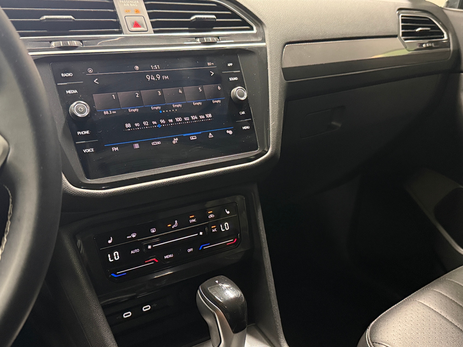 Thumbnail: 2024 Volkswagen Tiguan - 4