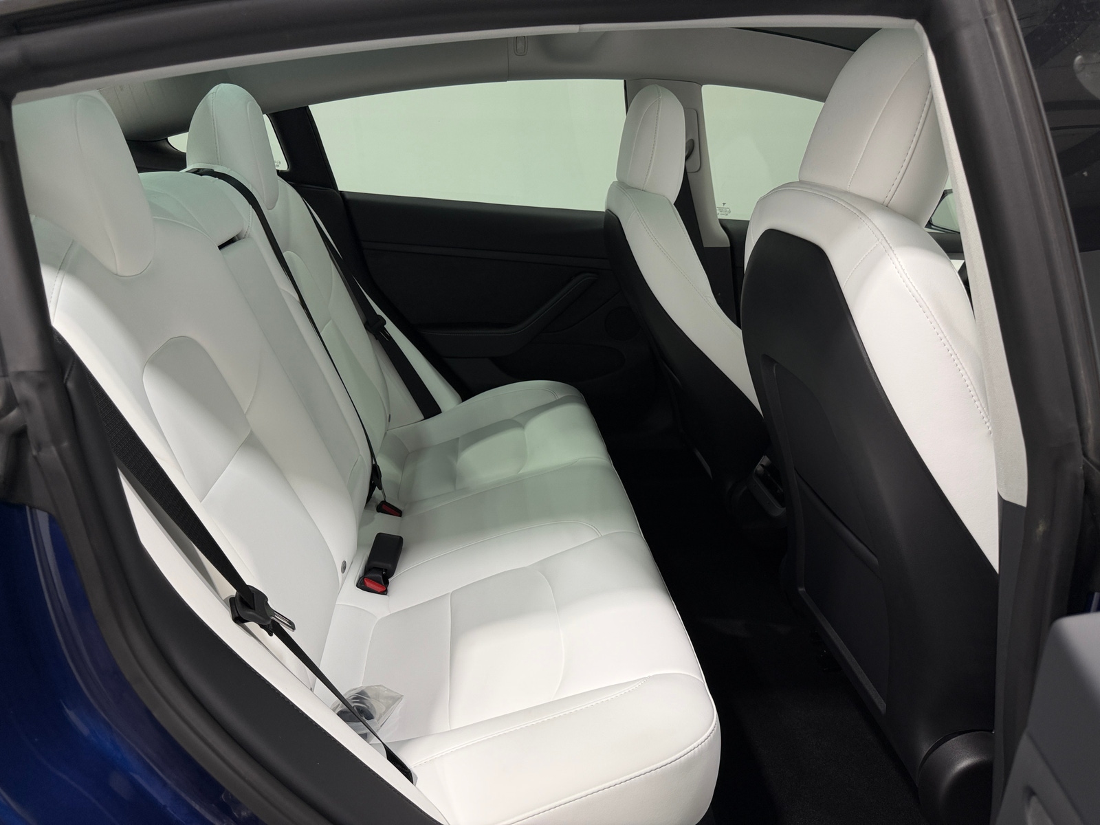 Thumbnail: 2023 Tesla Model 3 - 5