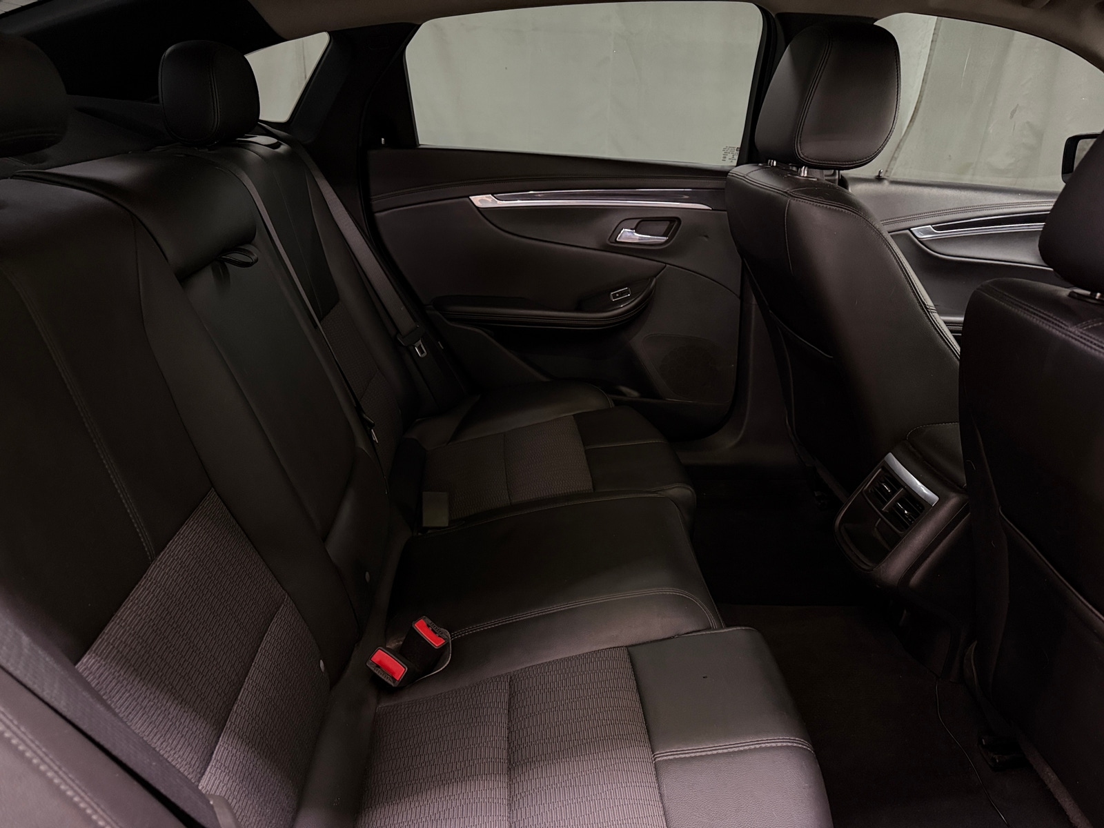 Thumbnail: 2017 Chevrolet Impala - 5