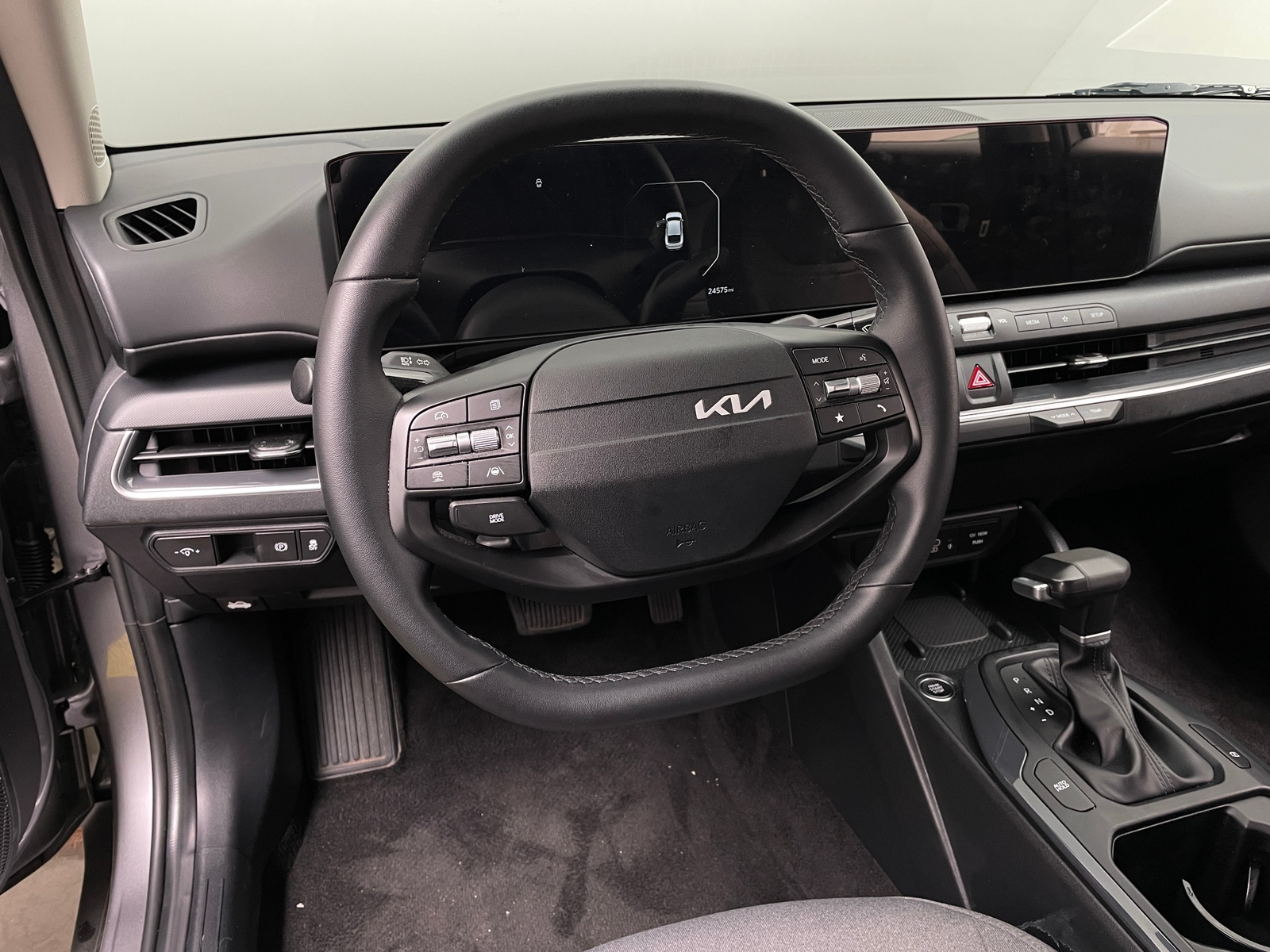Thumbnail: 2025 Kia K4 - 5