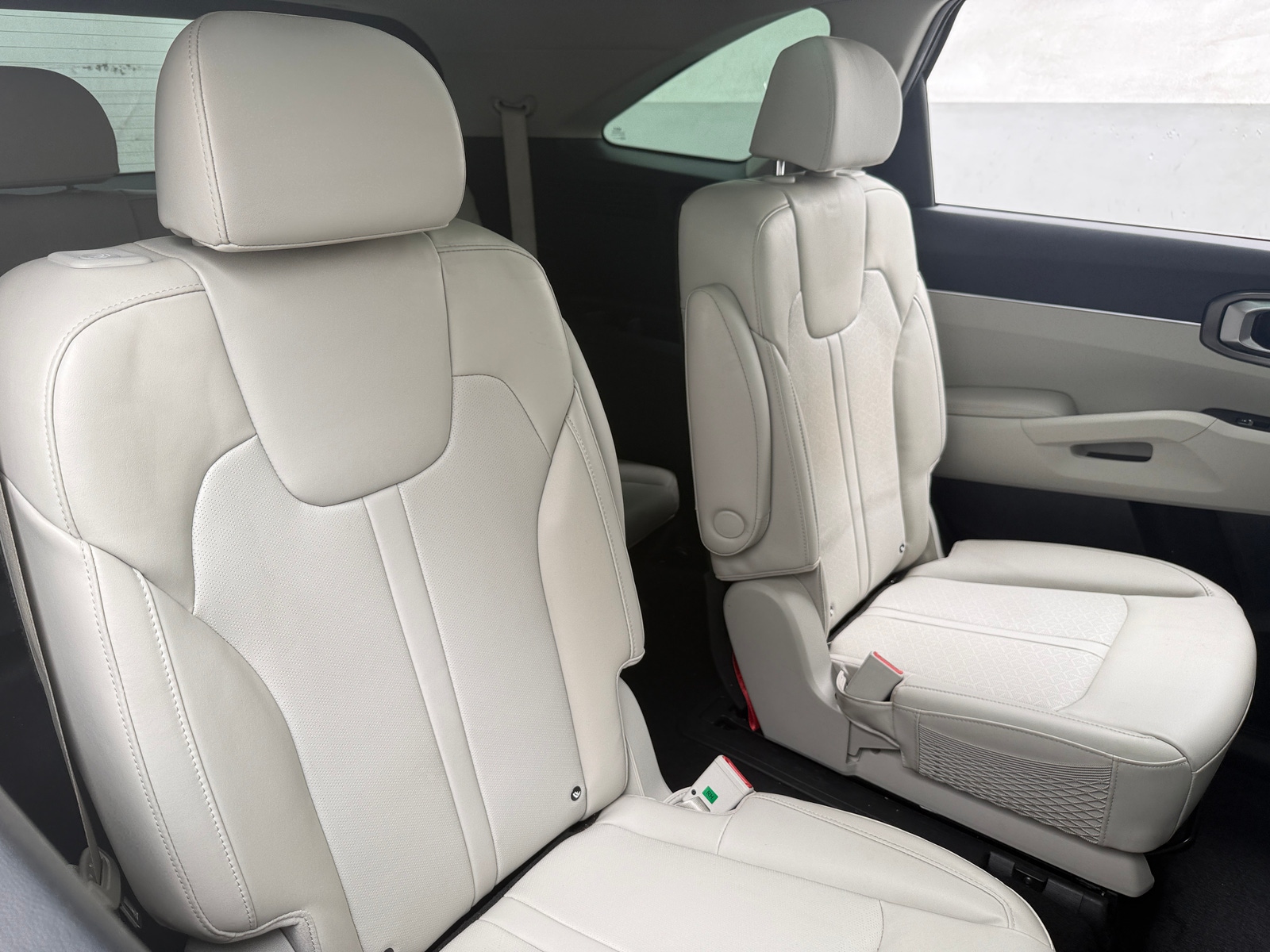 Thumbnail: 2024 Kia Sorento - 5