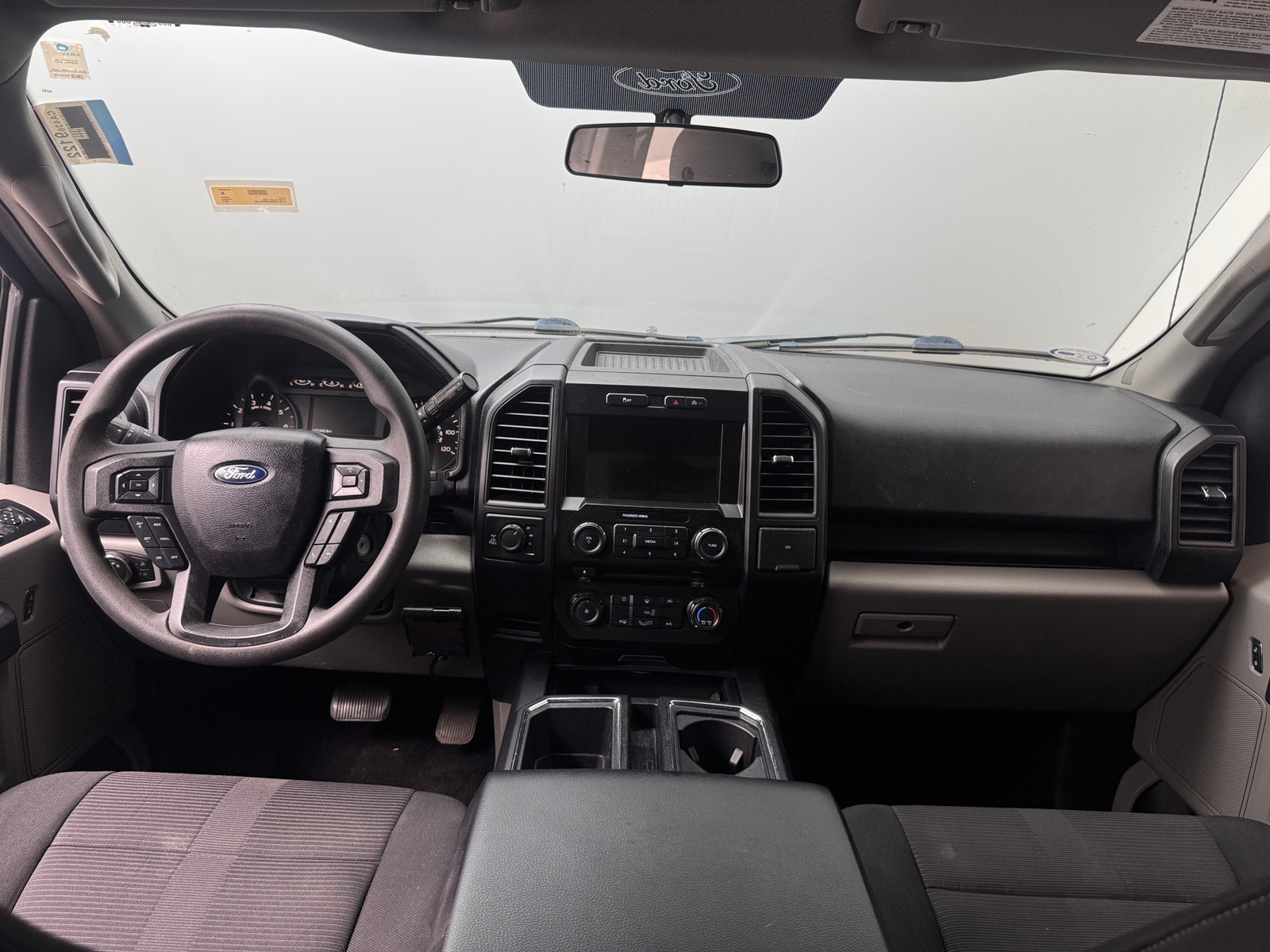 Thumbnail: 2017 Ford Econoline - 3