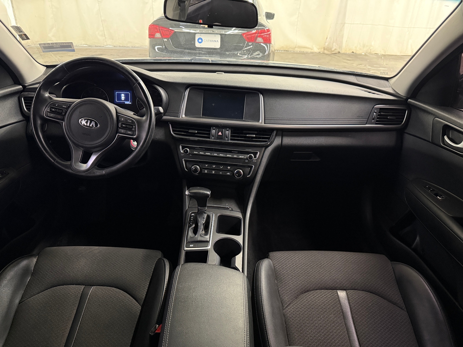 Thumbnail: 2018 Kia Optima - 3