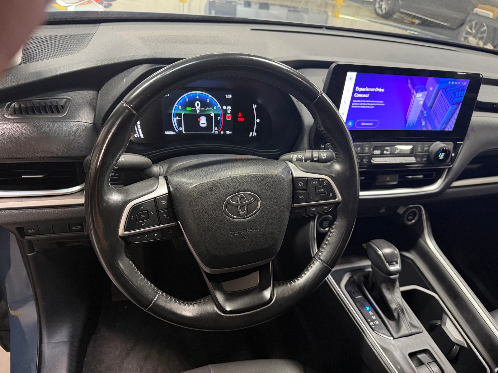 Thumbnail: 2024 Toyota Grand Highlander - 4