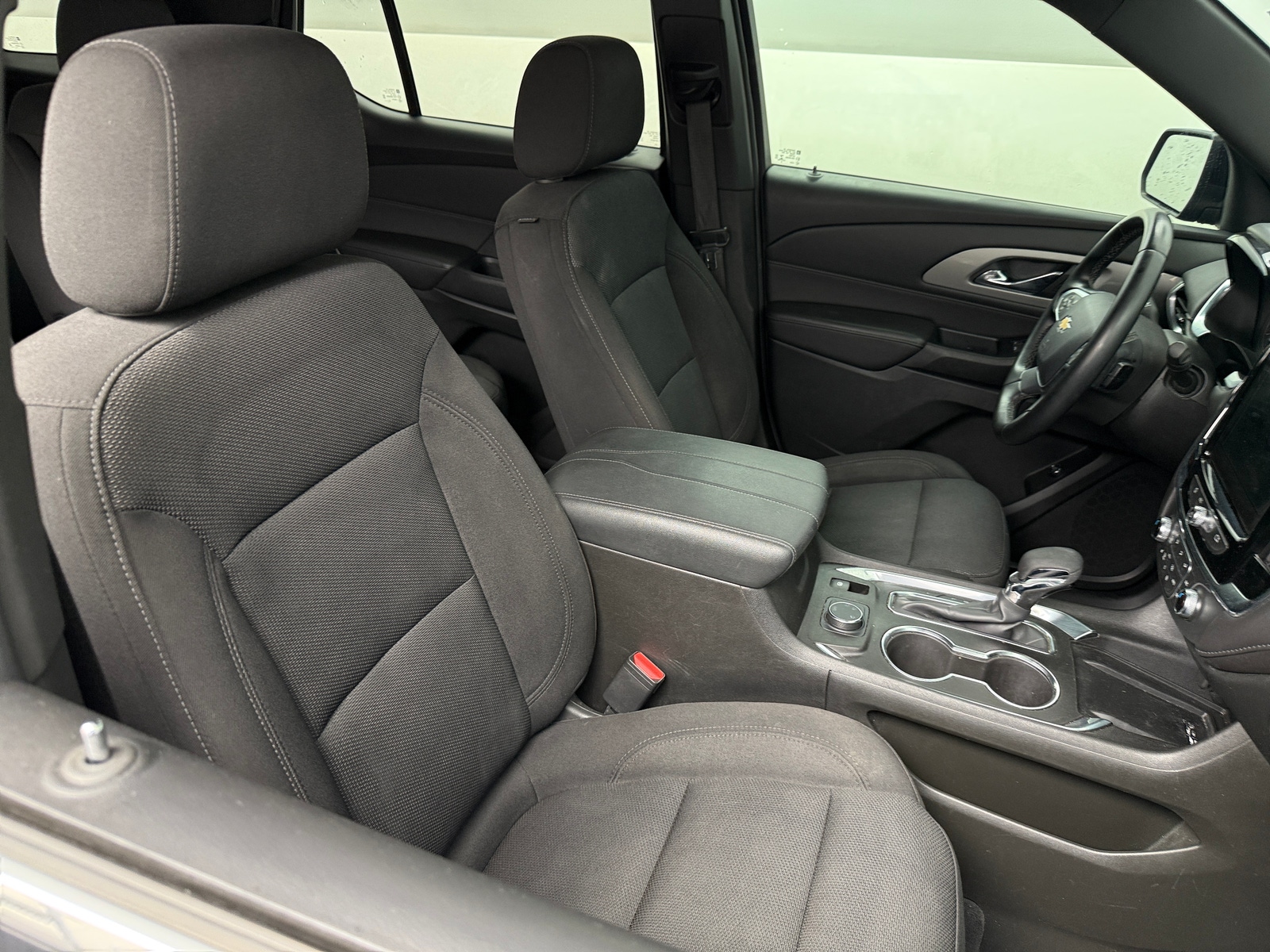 Thumbnail: 2023 Chevrolet Traverse - 2