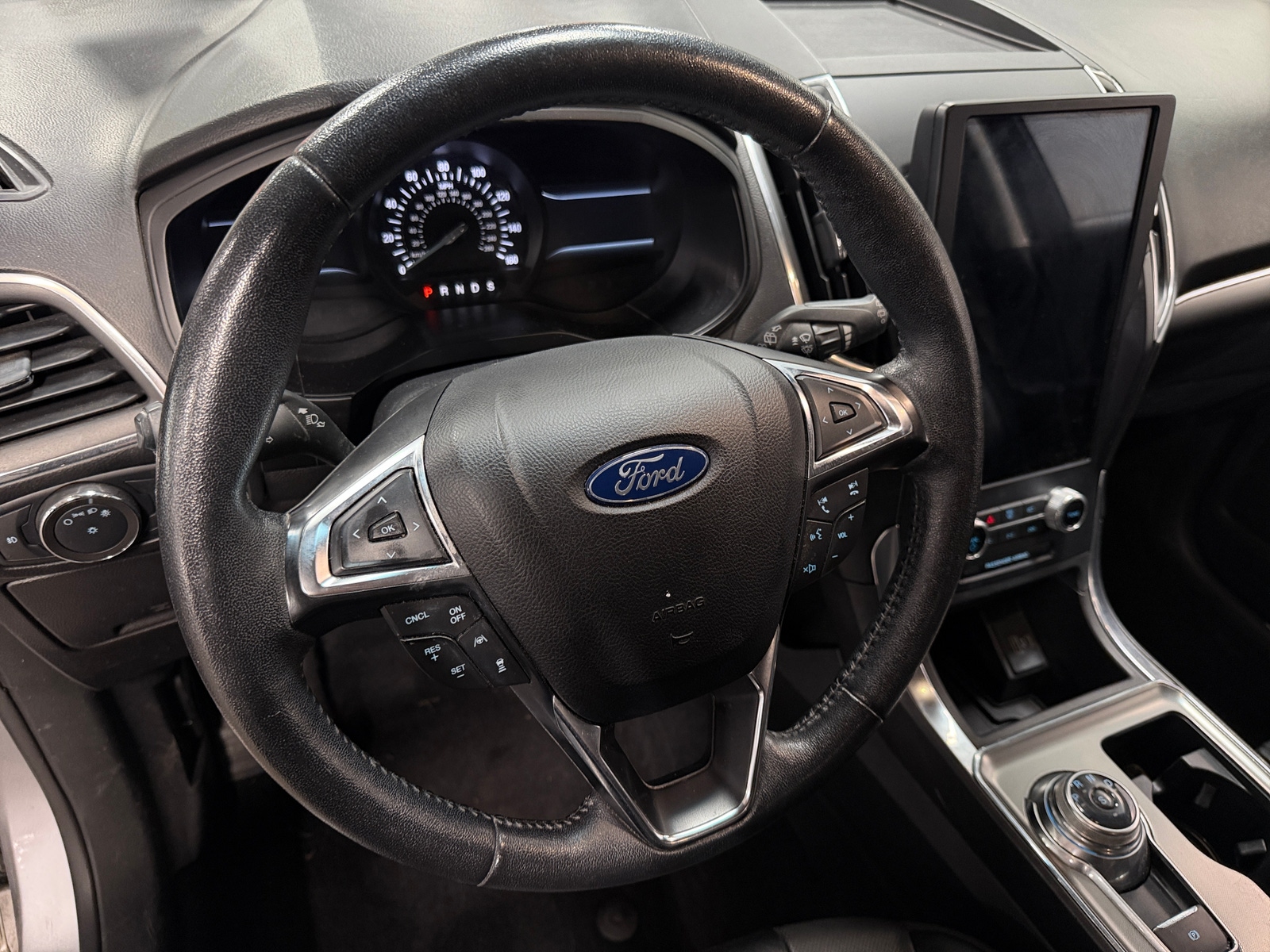 Thumbnail: 2022 Ford Edge - 4