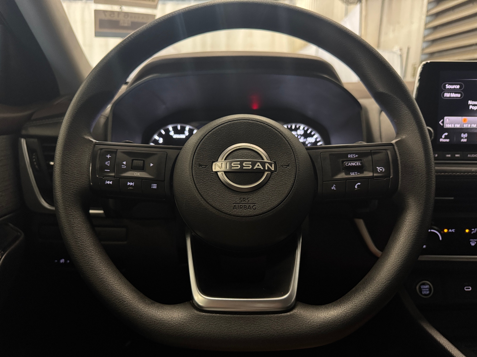 Thumbnail: 2023 Nissan Rogue - 5