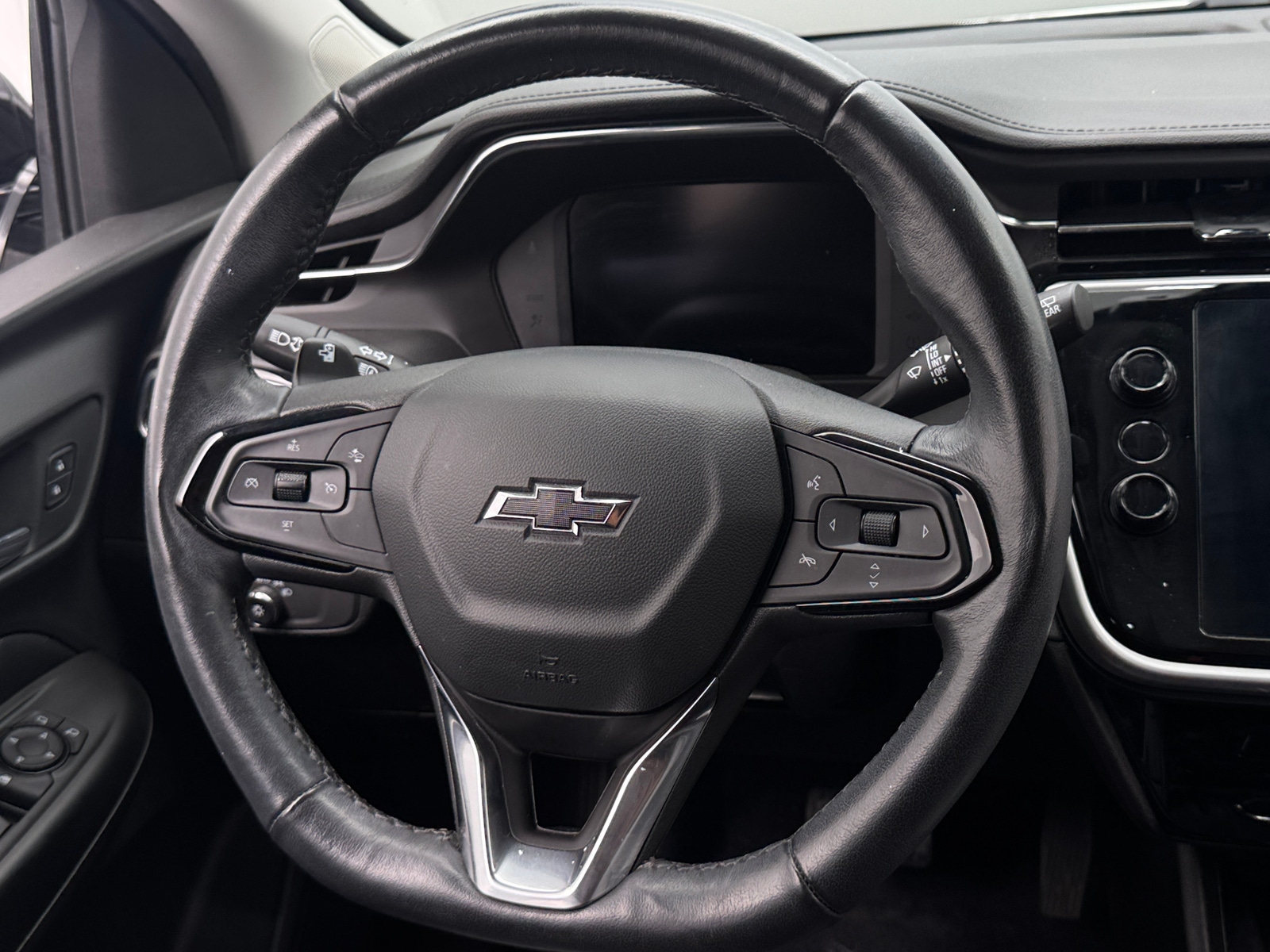 Thumbnail: 2023 Chevrolet Bolt EUV - 4