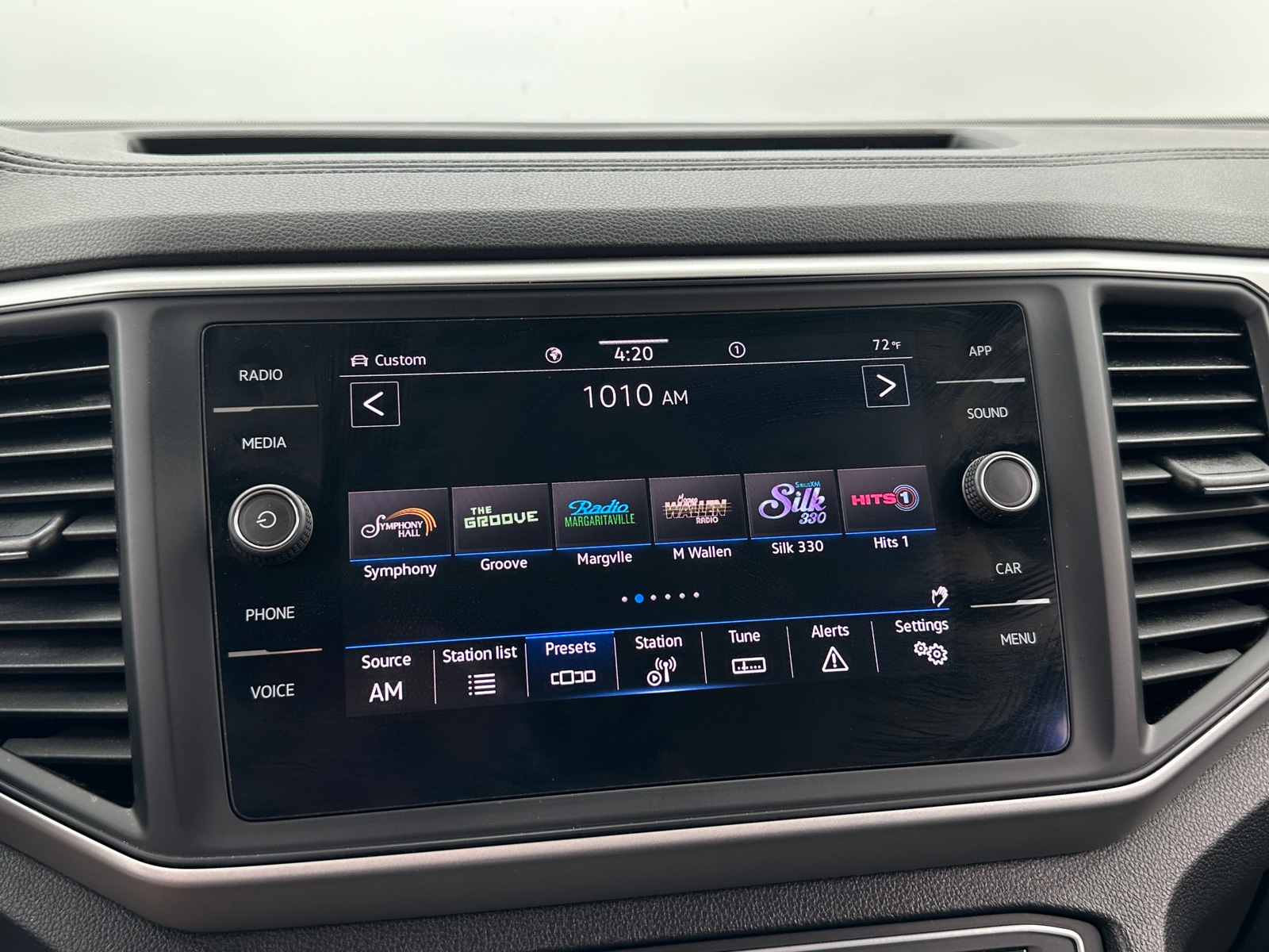 Thumbnail: 2021 Volkswagen Atlas - 3