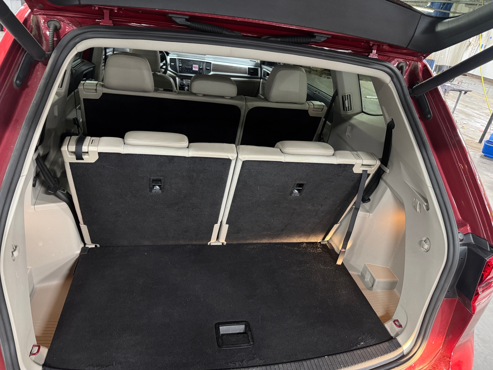 Thumbnail: 2019 Volkswagen Atlas - 6