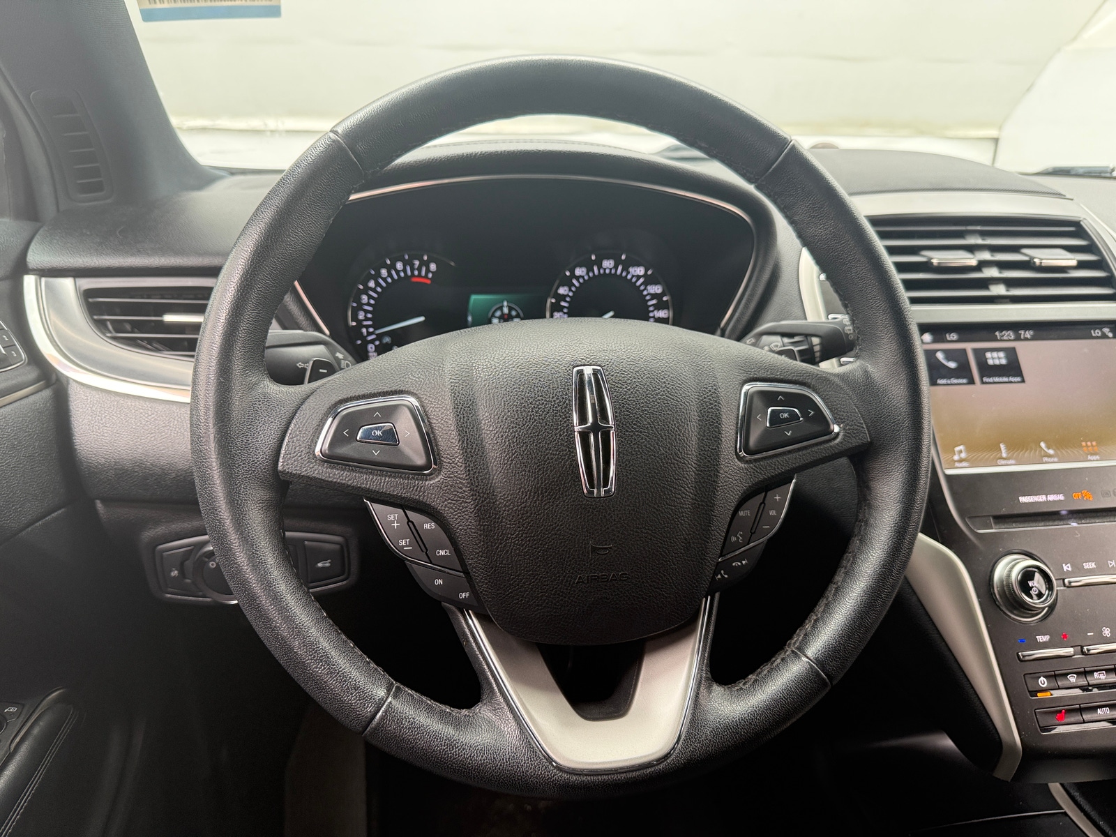 Thumbnail: 2019 Lincoln MKC - 4