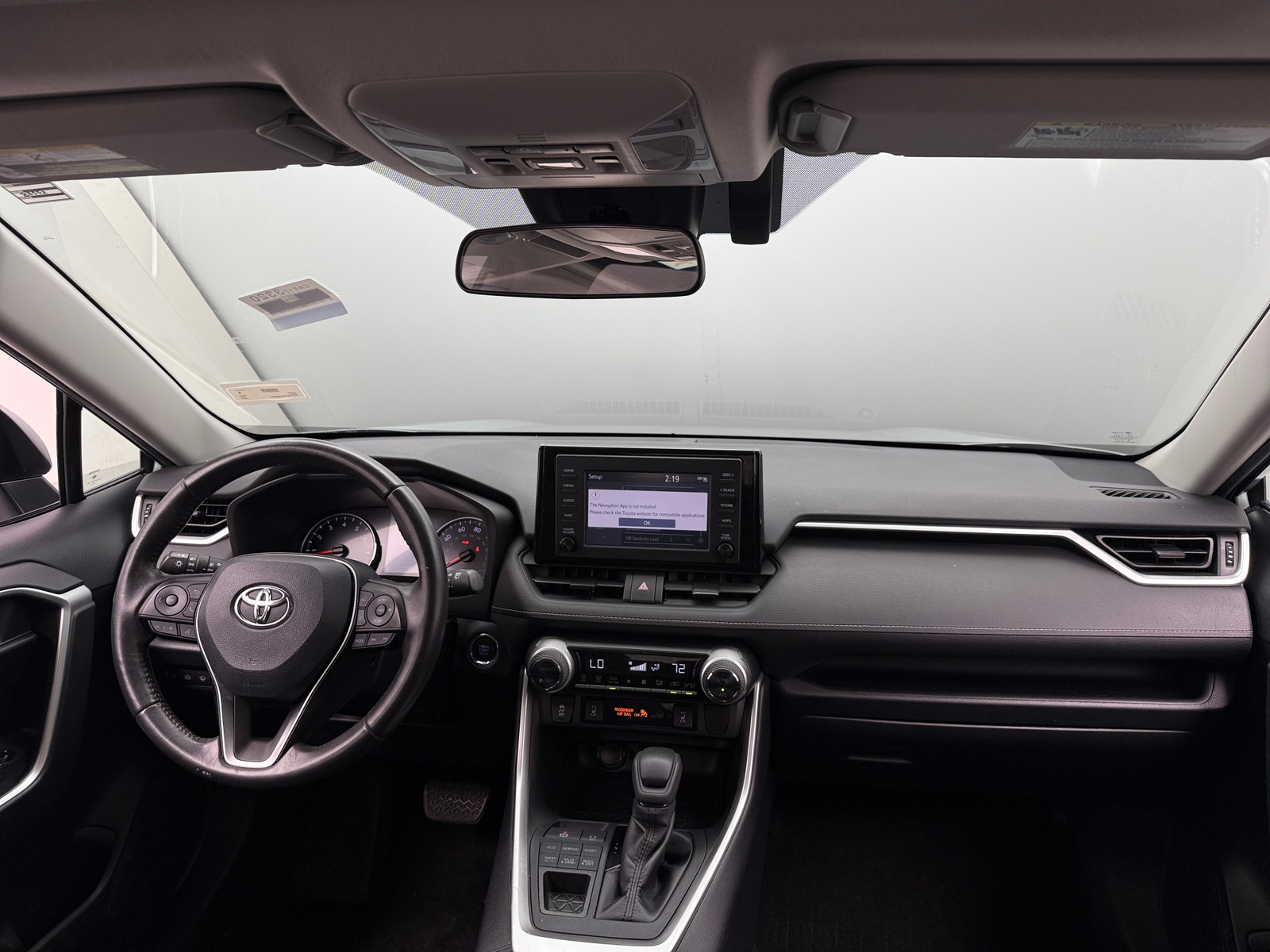 Thumbnail: 2019 Toyota RAV4 - 3