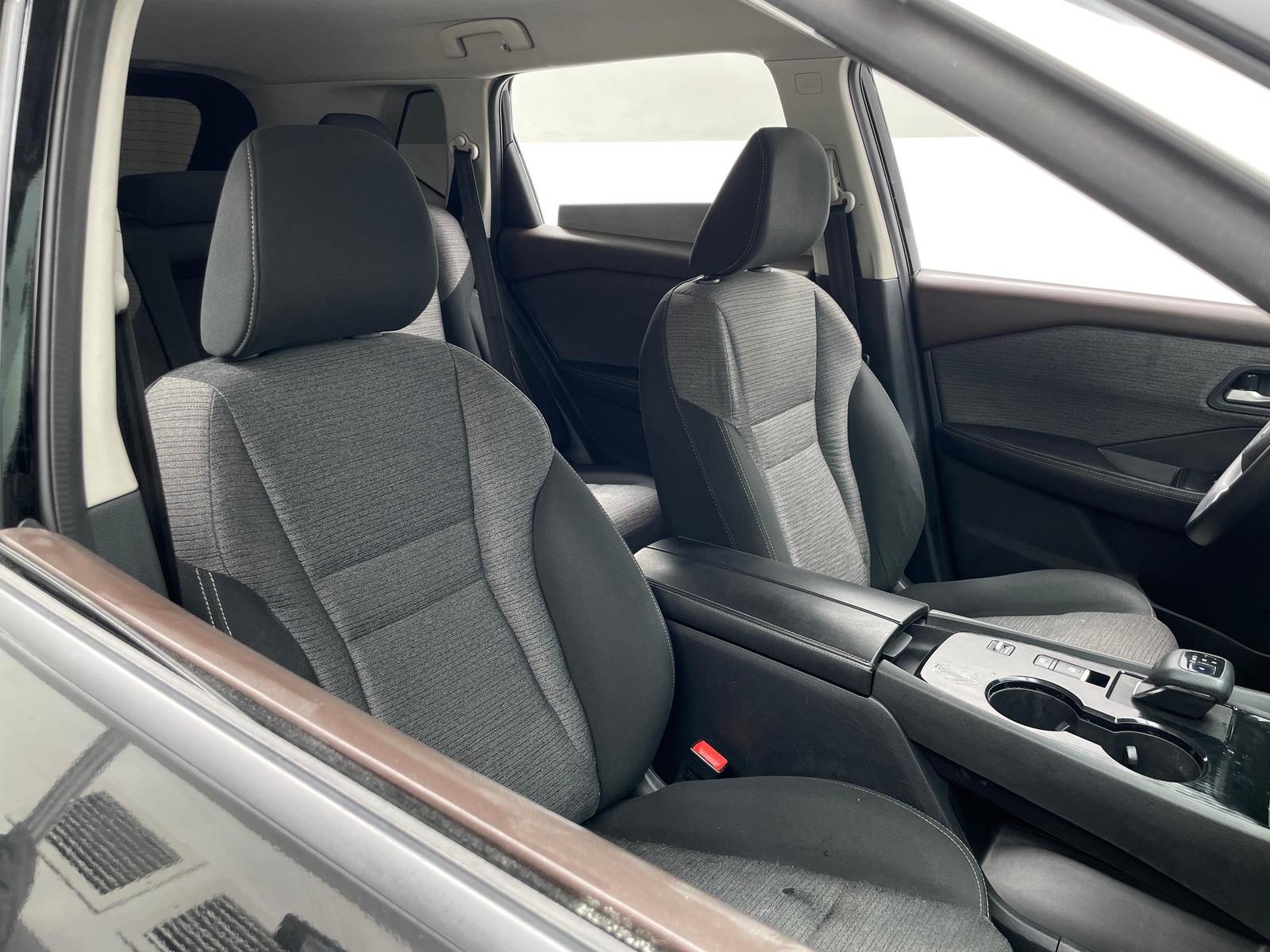 Thumbnail: 2021 Nissan Rogue - 2