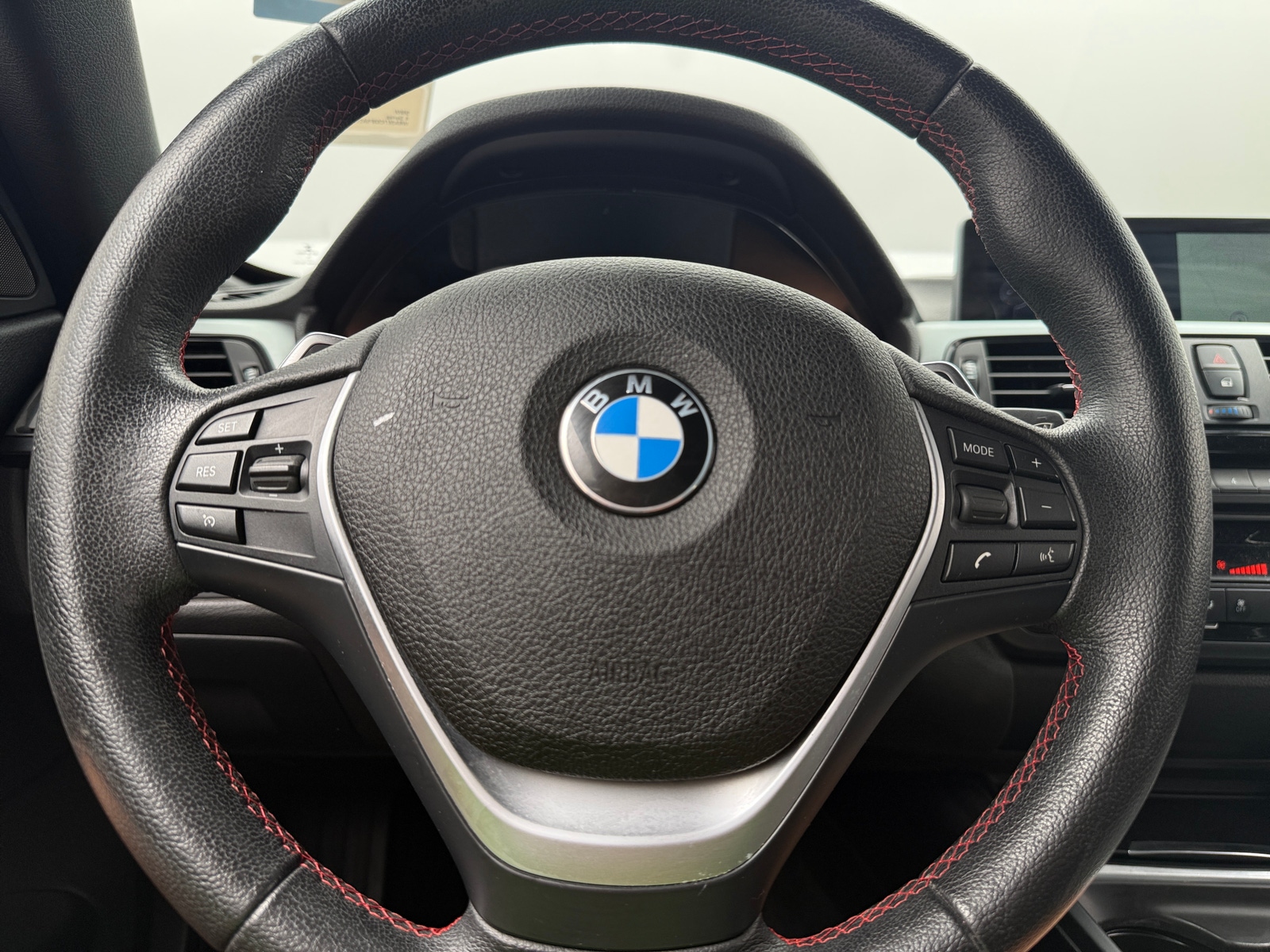 Thumbnail: 2015 BMW 4 Series - 4