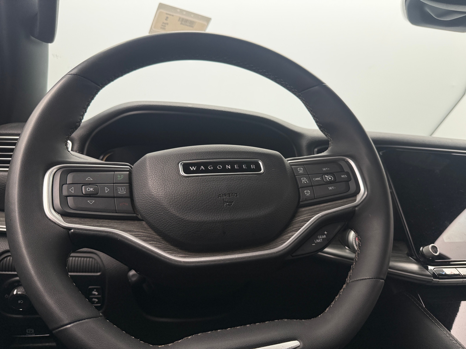 Thumbnail: 2024 Jeep Wagoneer - 4