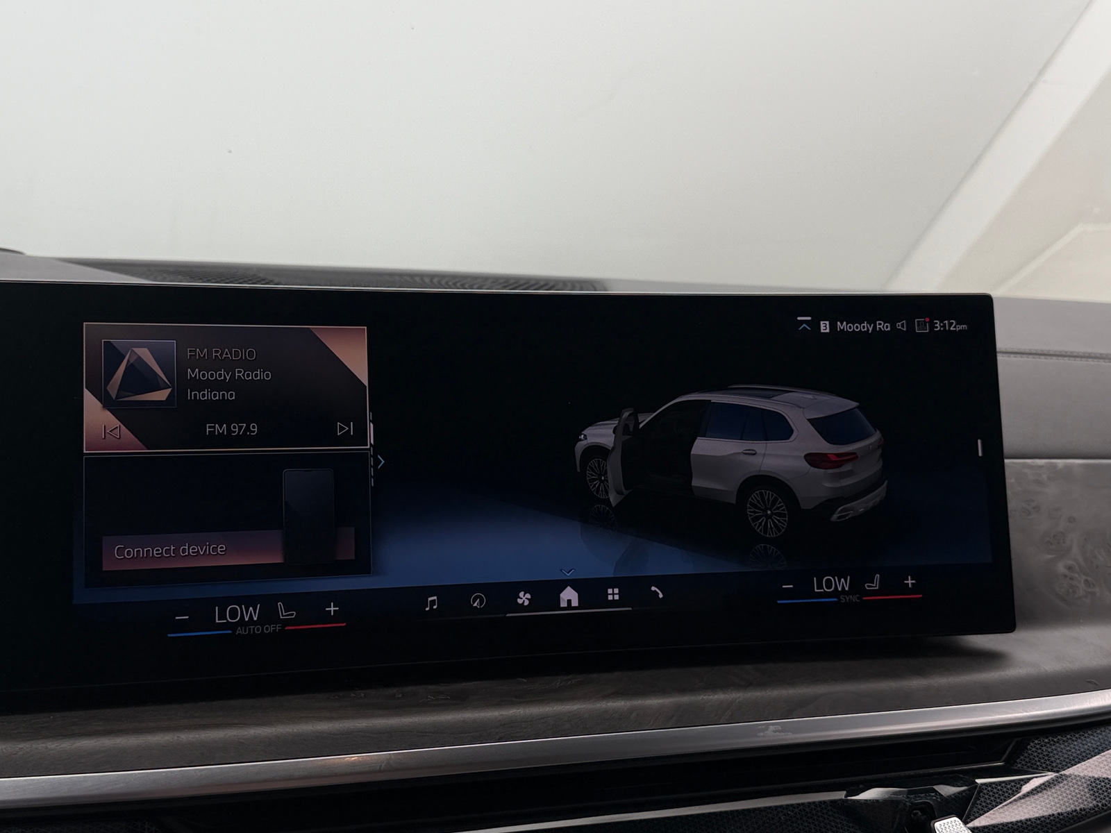 Thumbnail: 2026 BMW X5 - 4