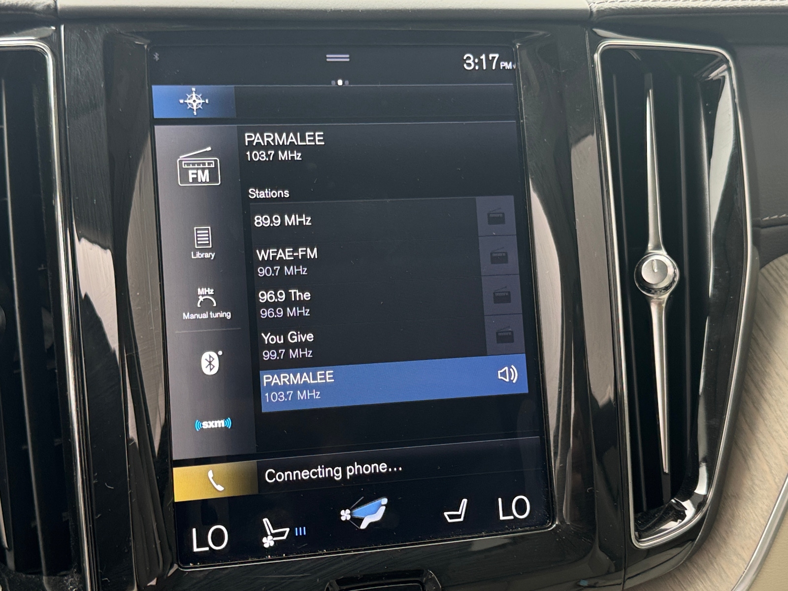 Thumbnail: 2019 Volvo XC60 - 4