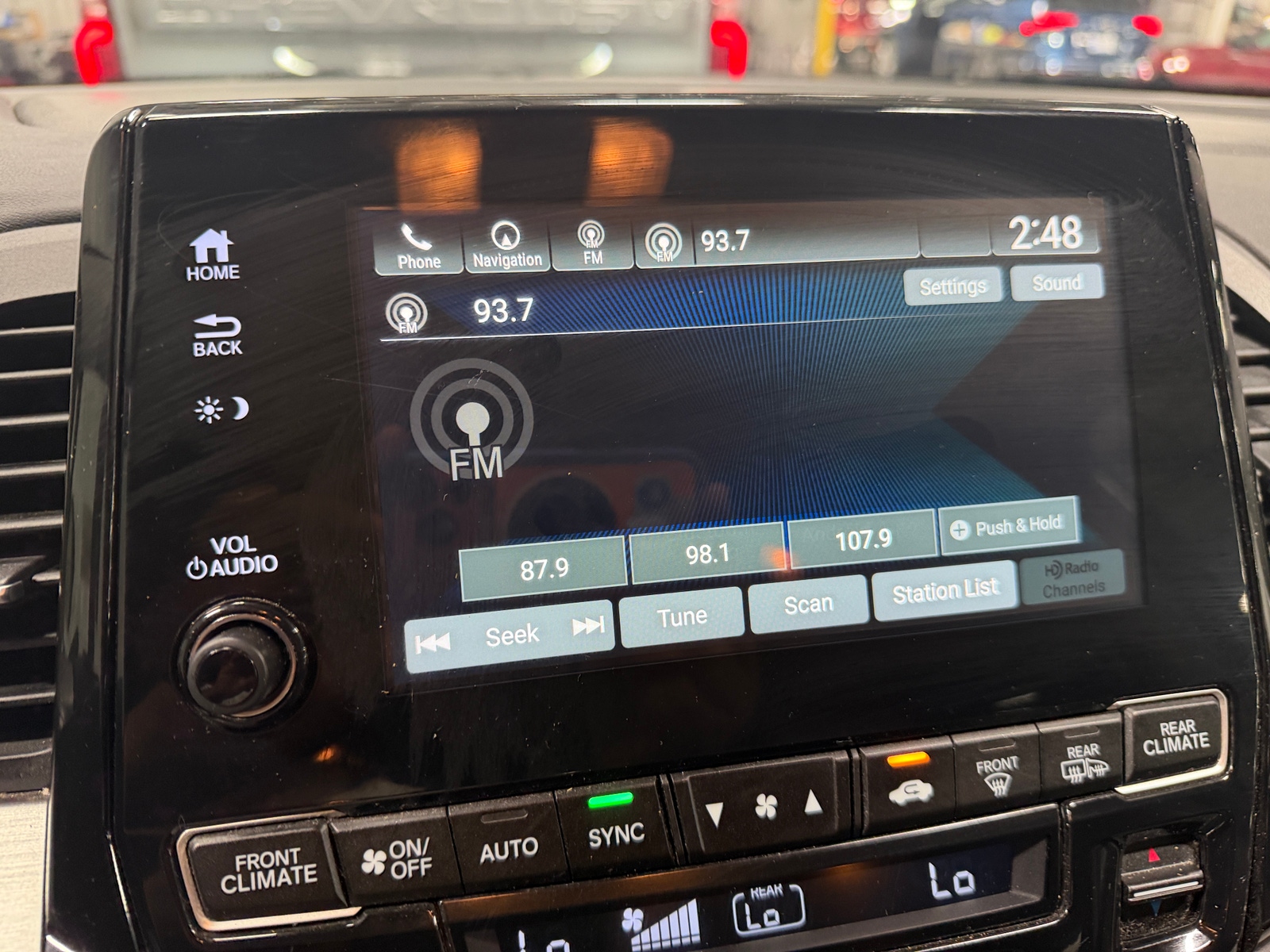 Thumbnail: 2018 Honda Odyssey - 3