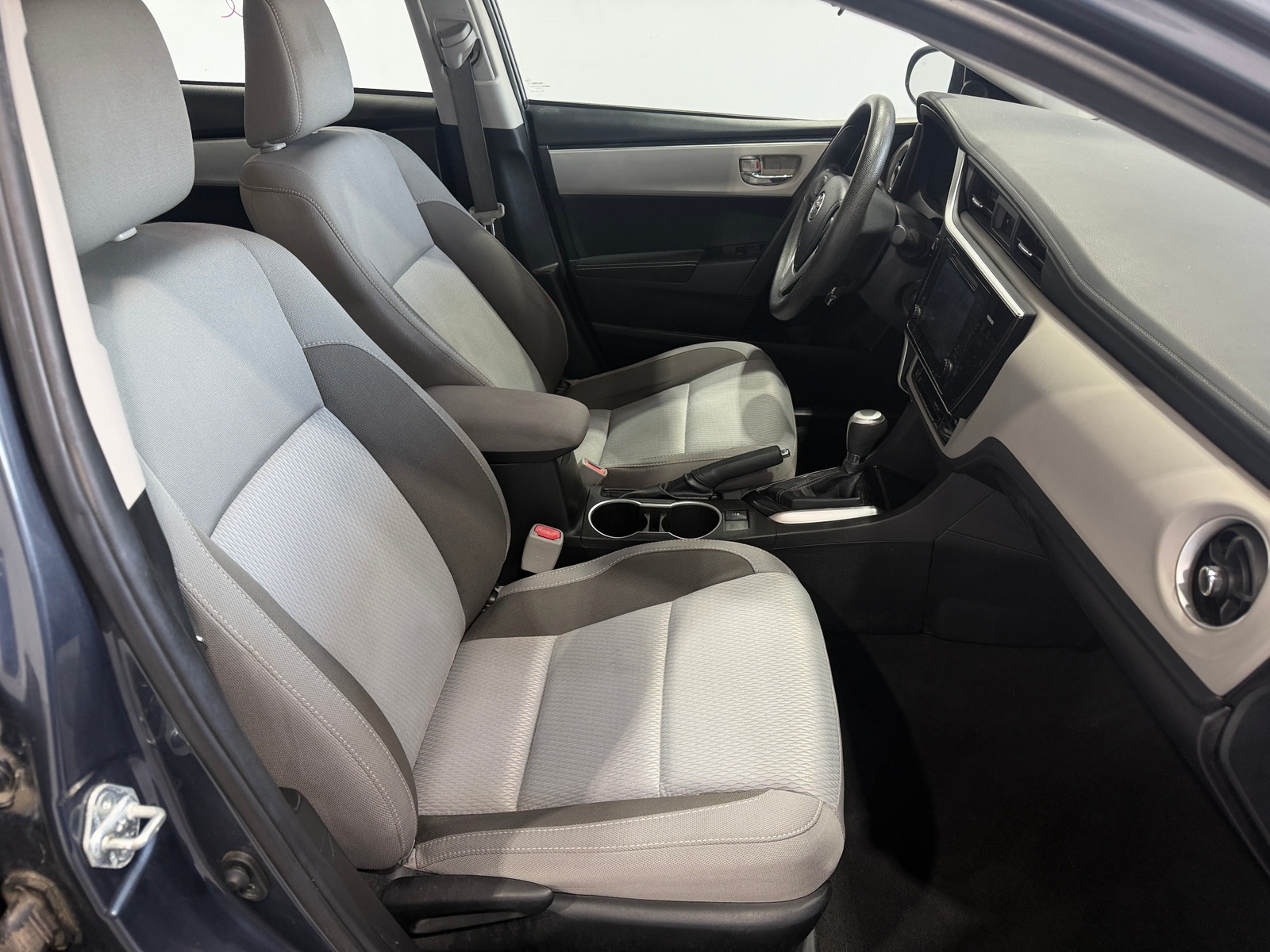 Thumbnail: 2017 Toyota Corolla - 2
